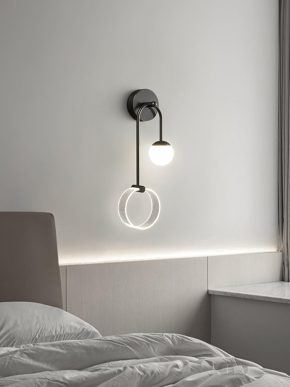 Warren Modern Minimalist LED Brass Wall Light