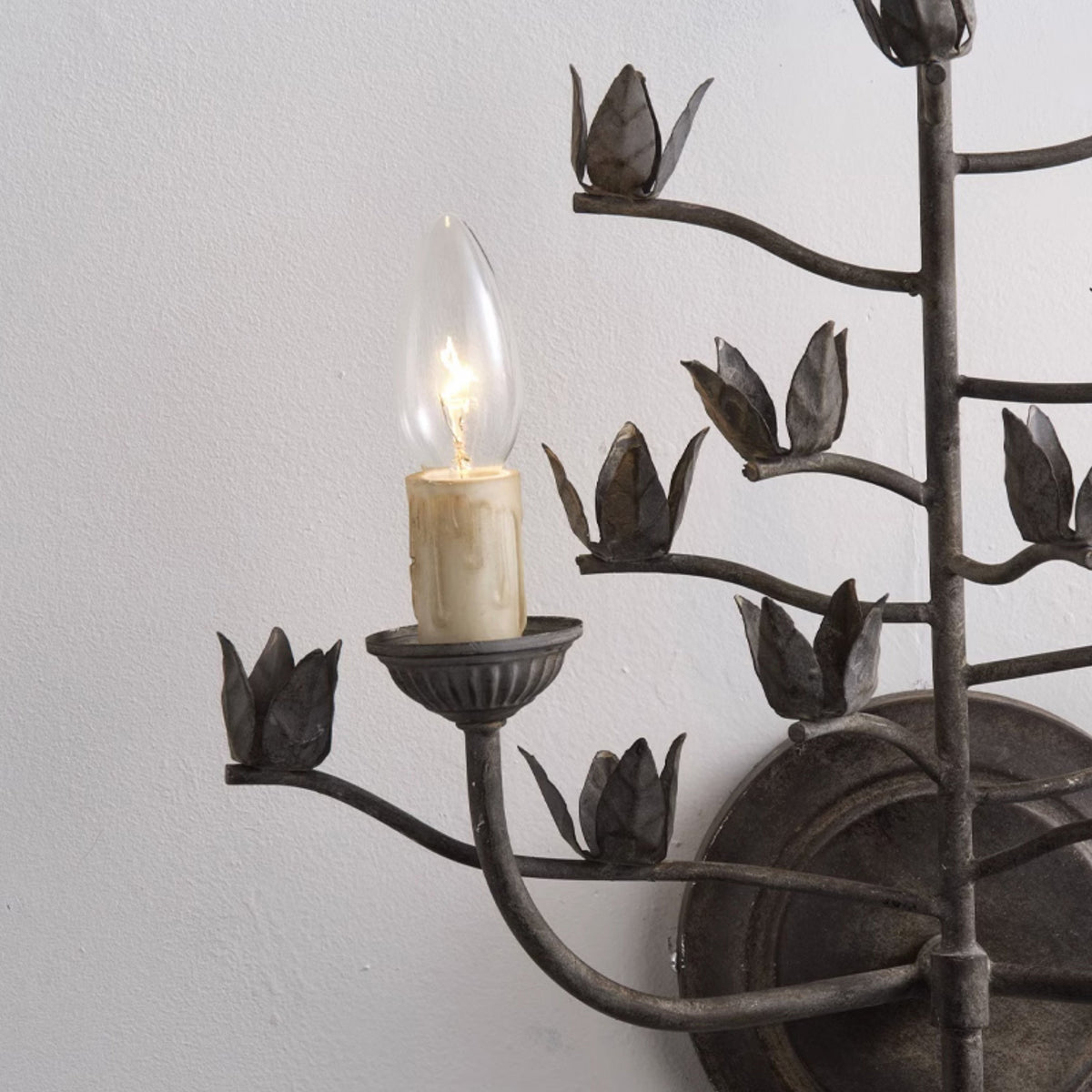 Elaerelia Wall Lamp