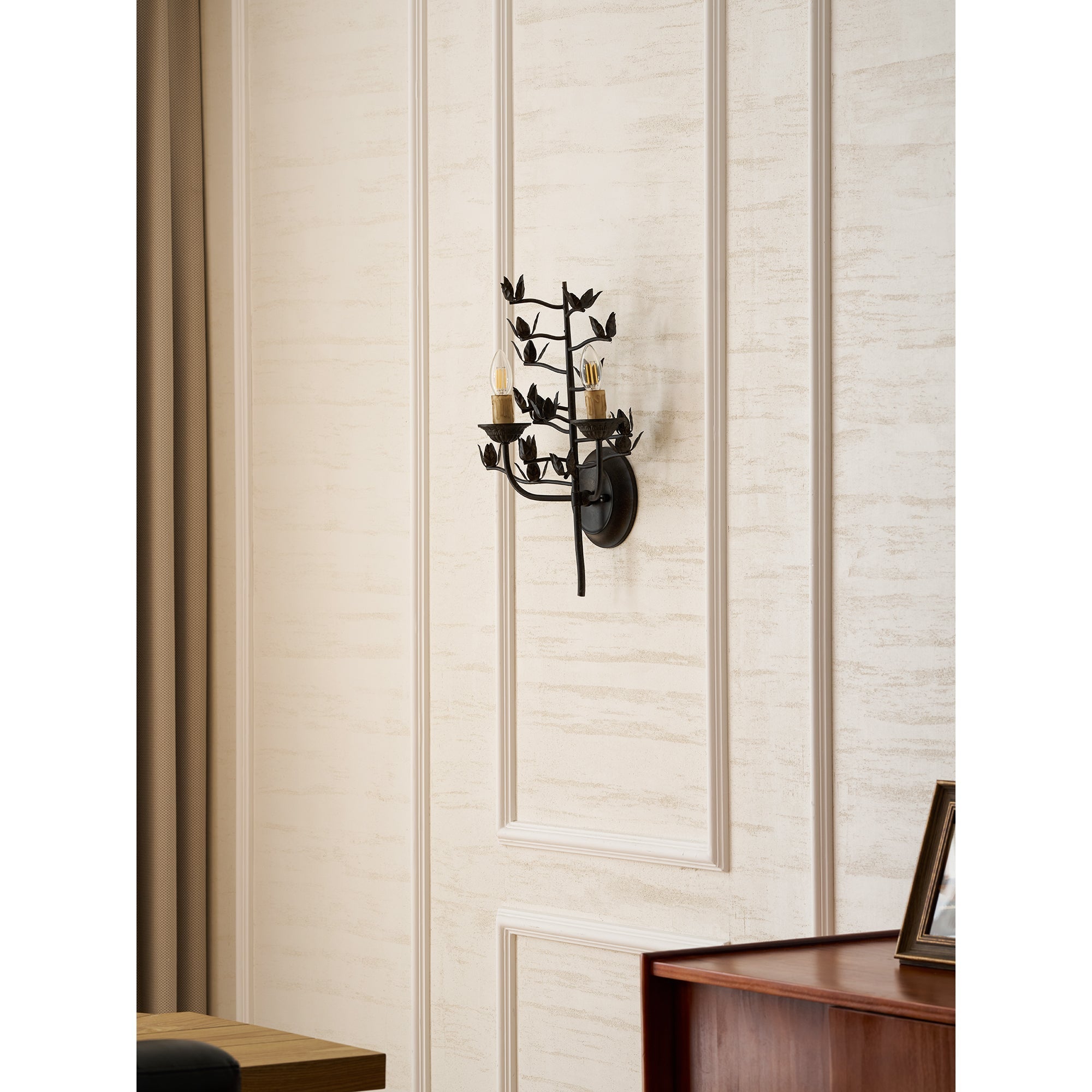Elaerelia Wall Lamp