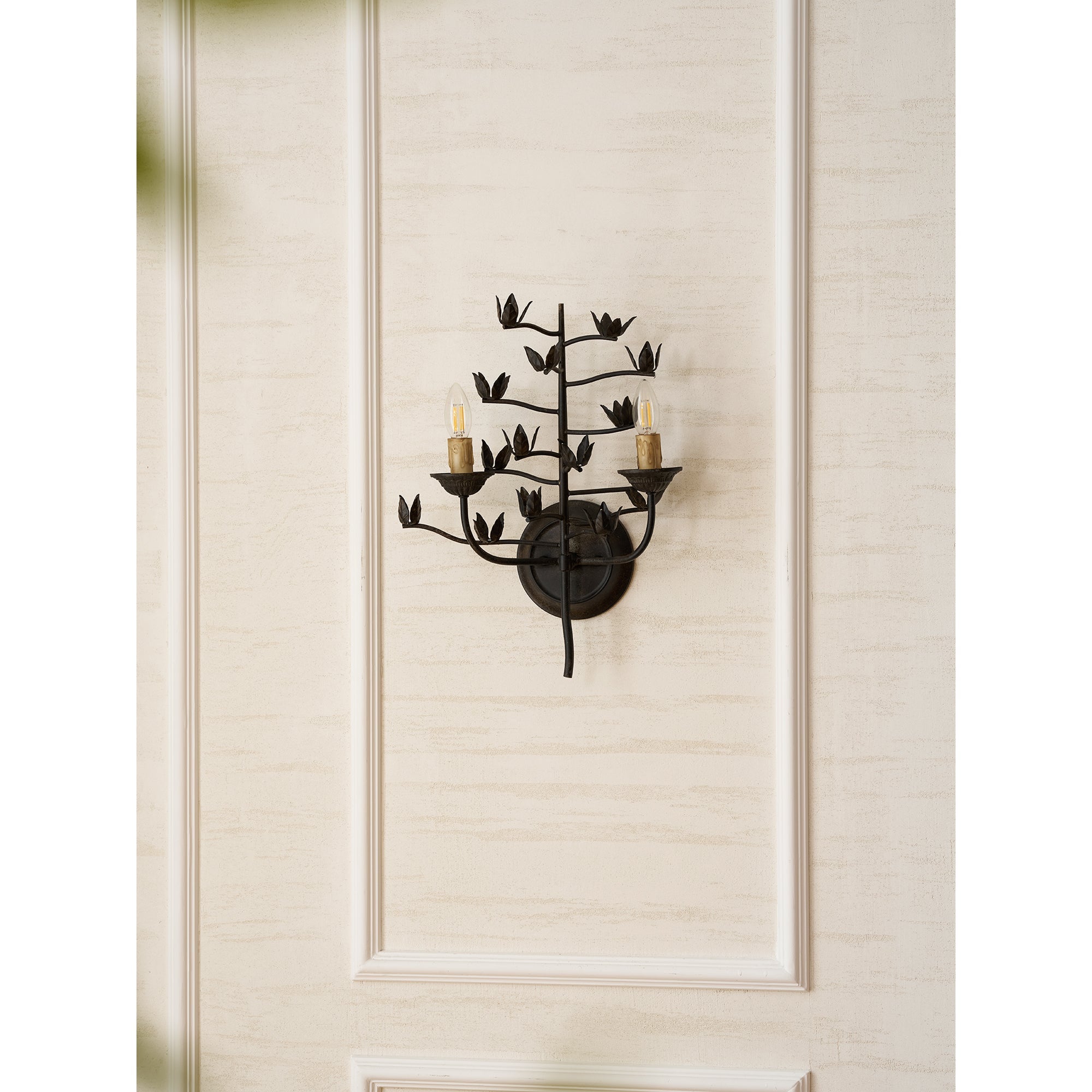 Elaerelia Wall Lamp