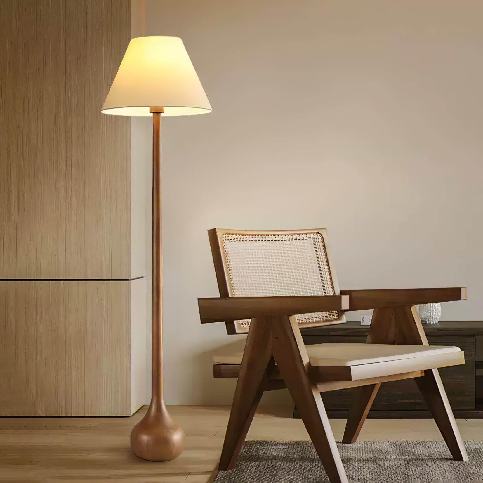 Elviseria Organic Wooden Floor Lamp