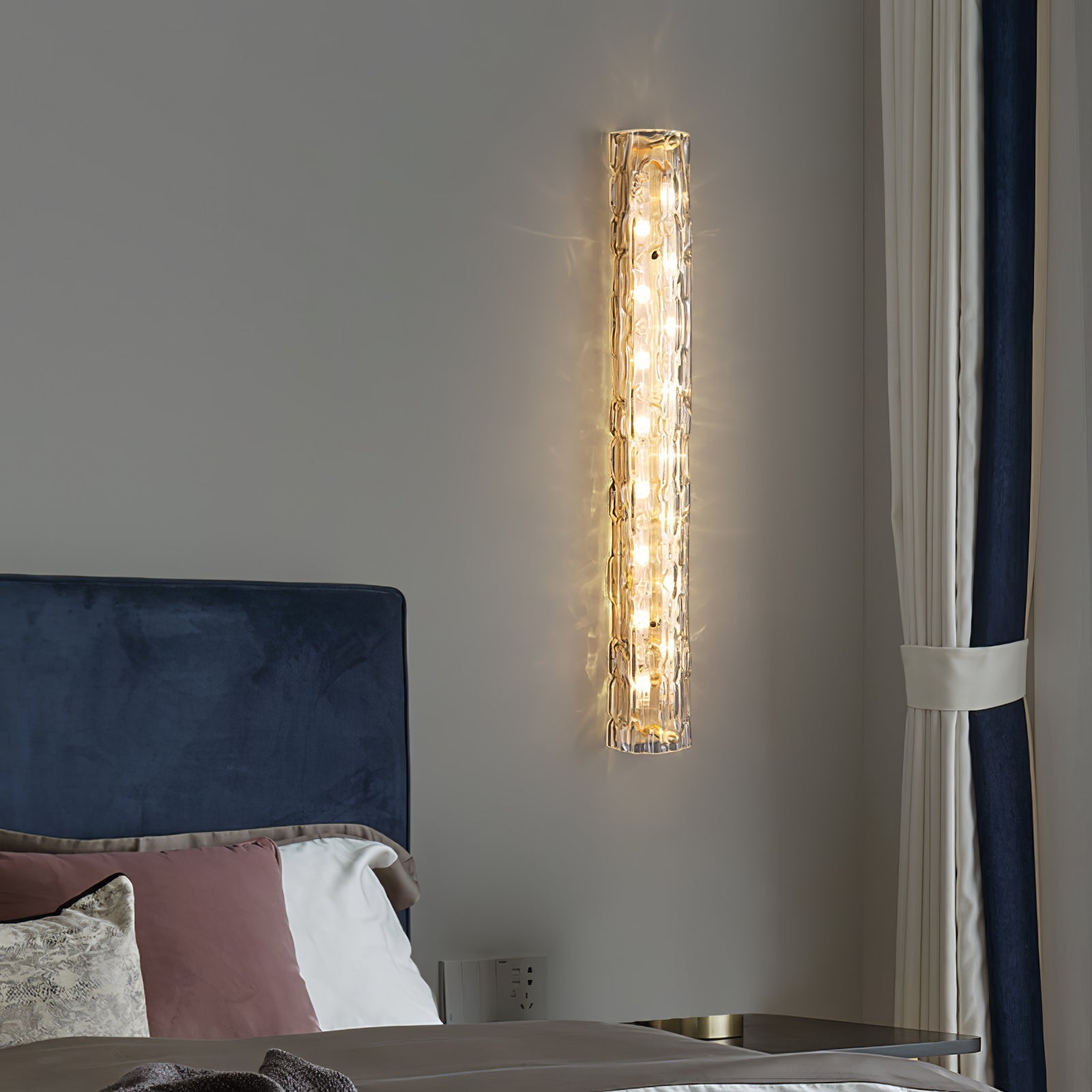 Lumix Brass Glass Glam Wall Lamp - Neutral Decor