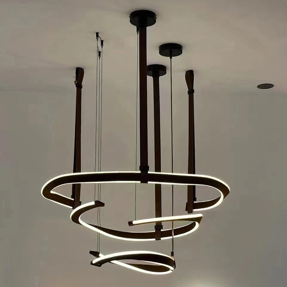 Cesorora Curved Artificial Leather Chandelier