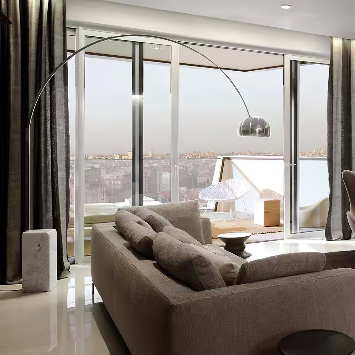 Viraelielle Floor Lamp