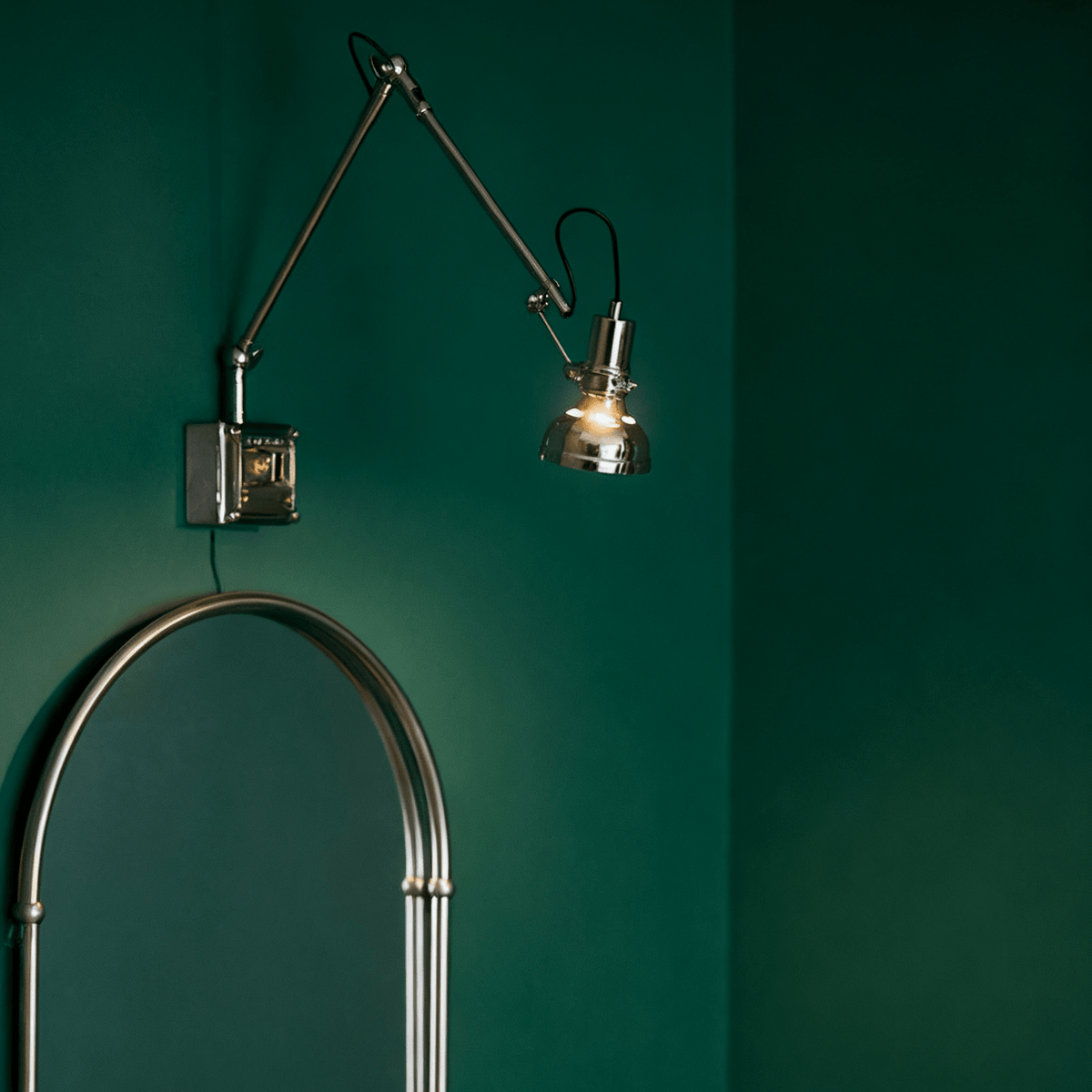 Rue Arm Wall Lamp