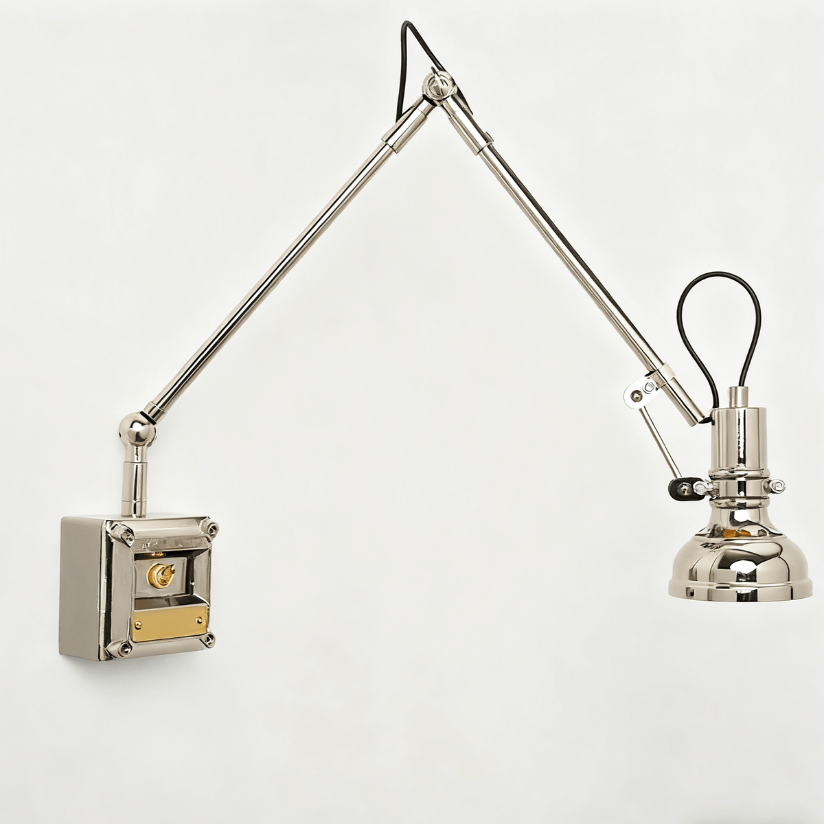Rue Arm Wall Lamp