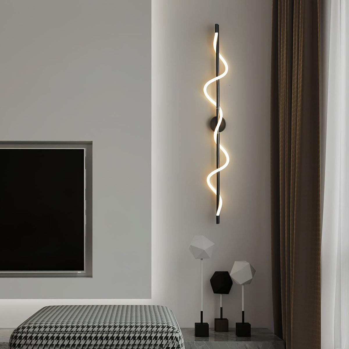Fidora Sculptural Brass Silicone Wall Lamp