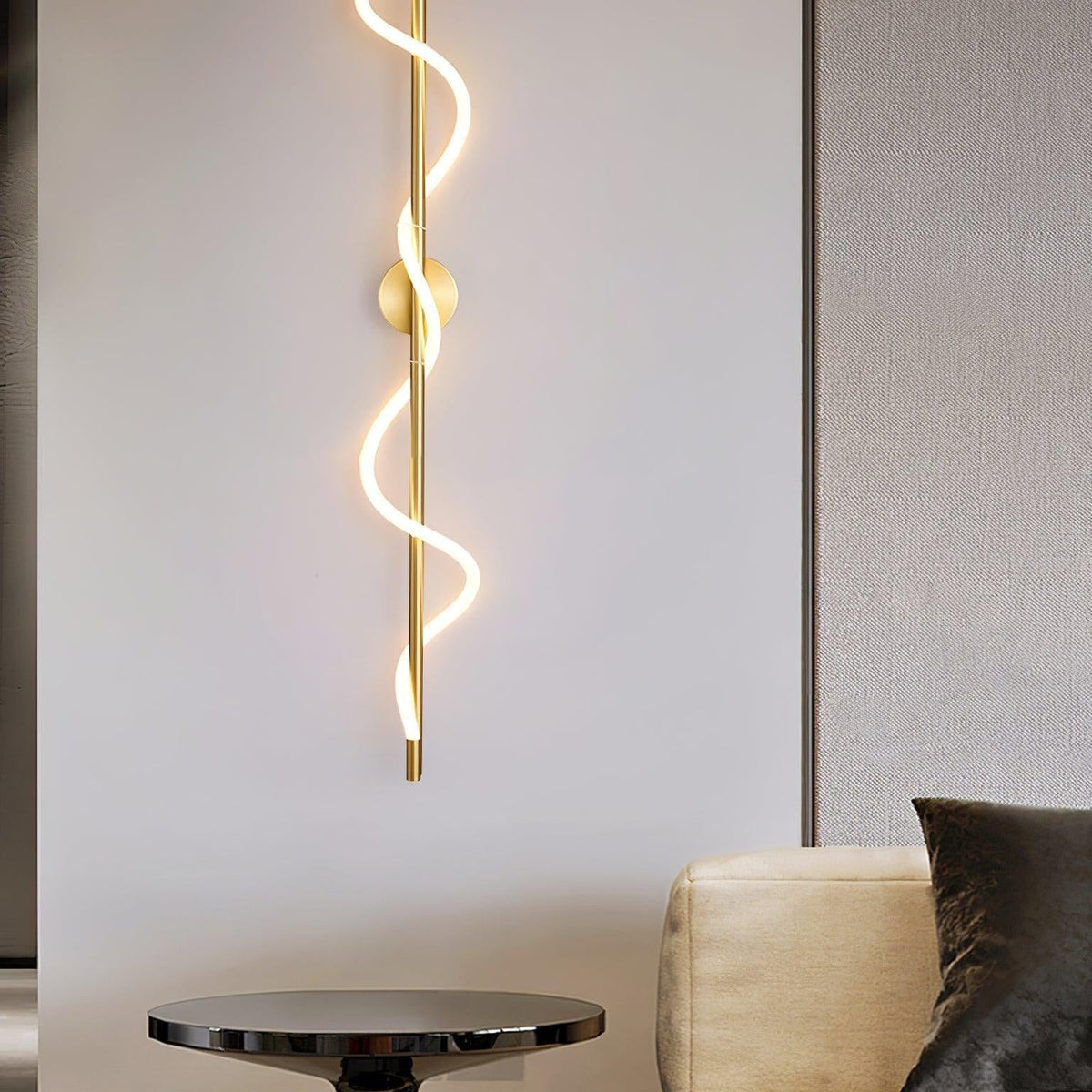 Fidora Sculptural Brass Silicone Wall Lamp