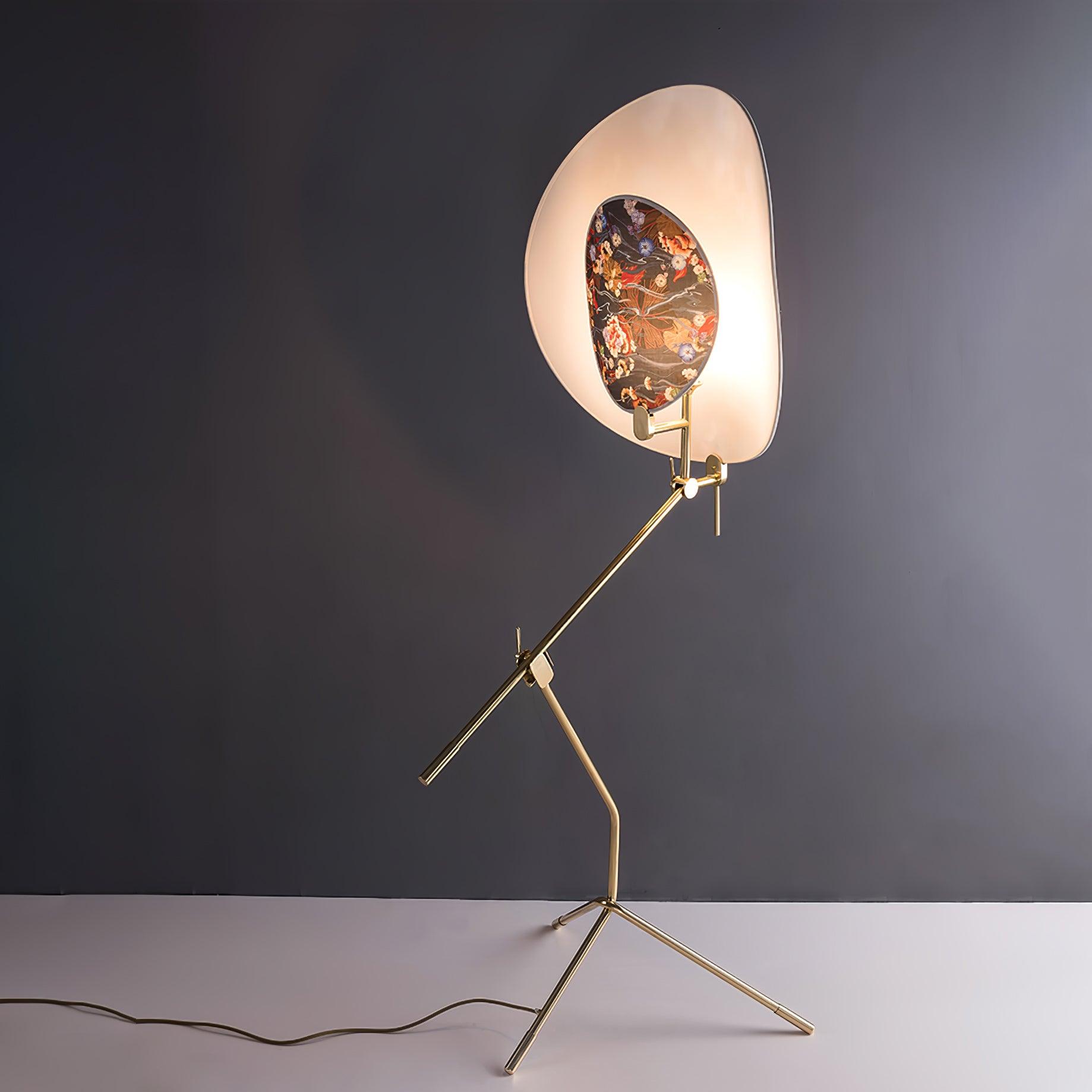 Unexin Brass Floor Lamp