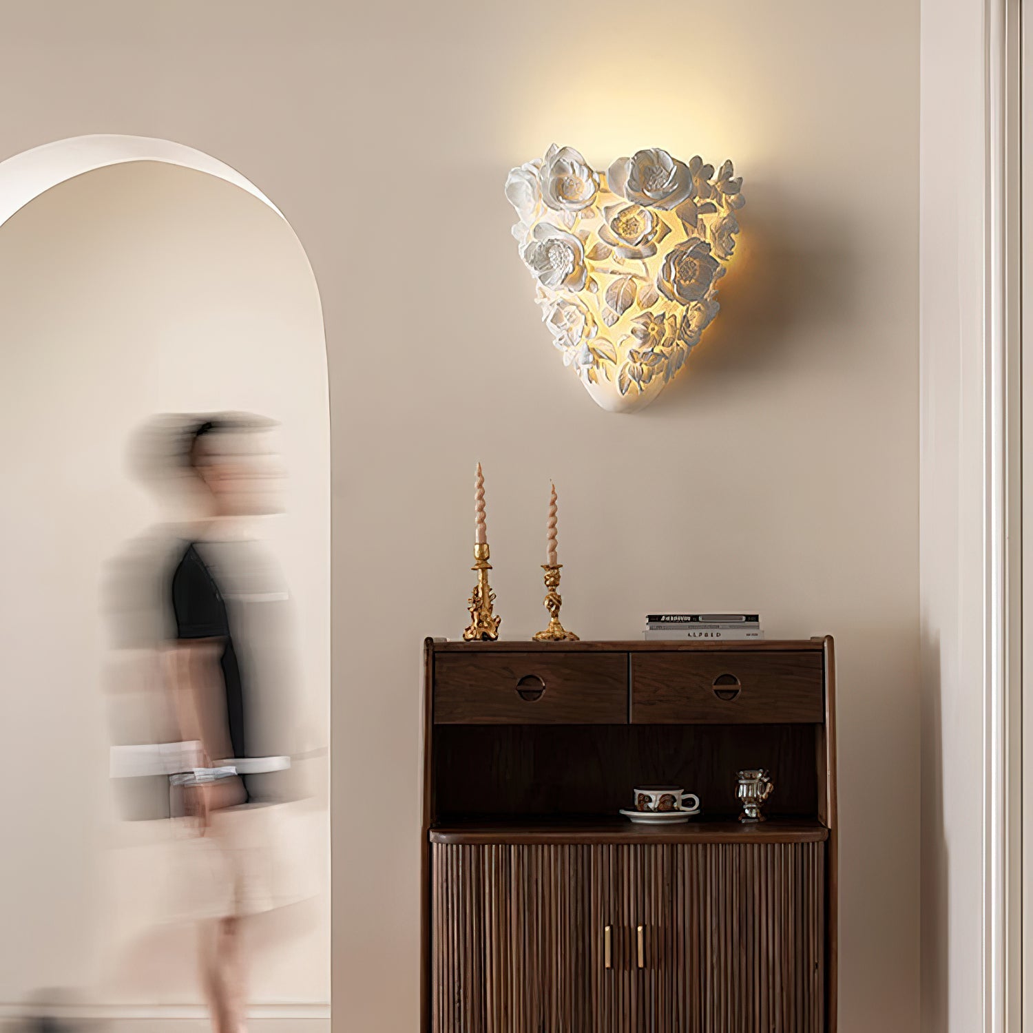 Floranza Wall Lamp - Neutral Decor