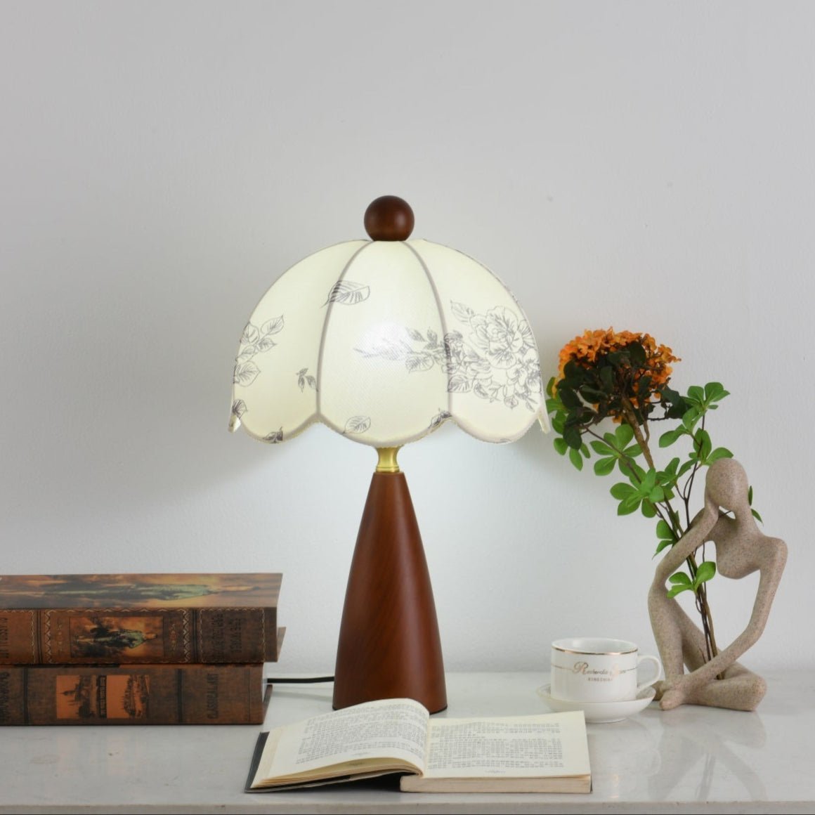 Ruby Vintage Table Lamp - Neutral Decor