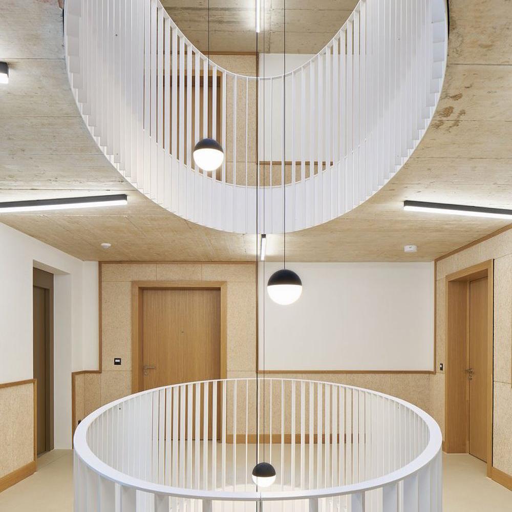 Fio Plastic Minimalist Pendant Lamp