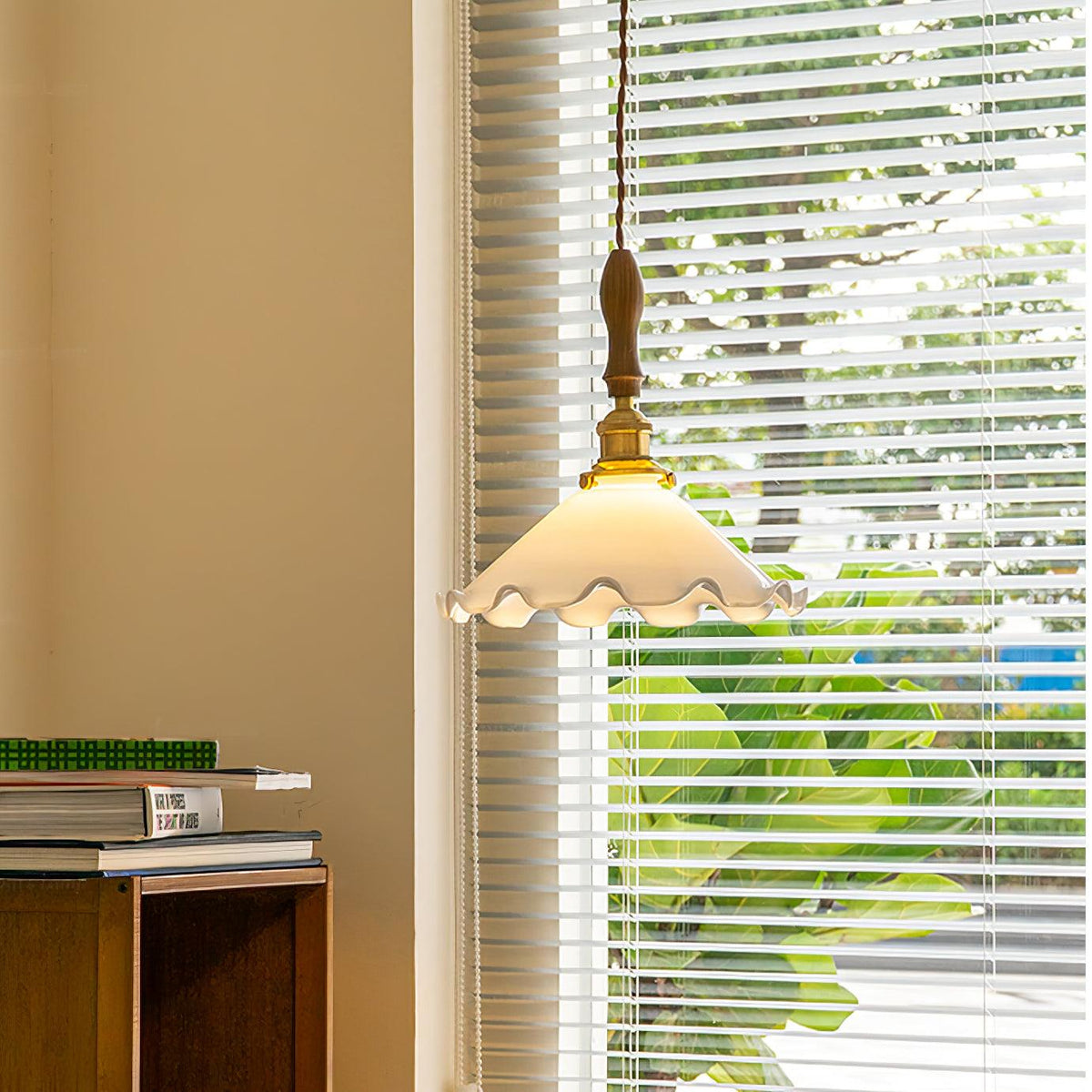Beaumont Flower Petals Pendant Light