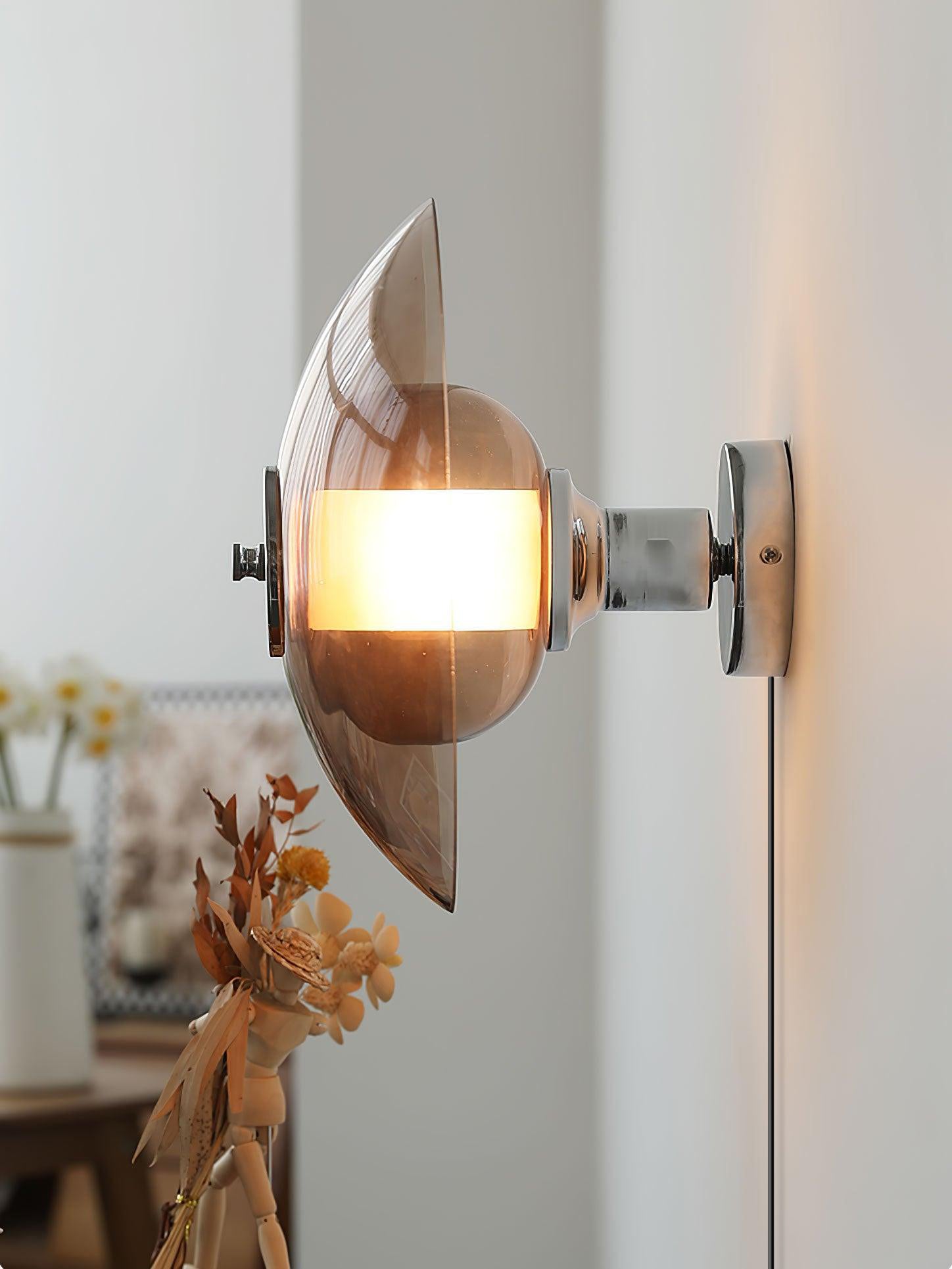 Cocarir Nordic Art Flying Saucer Plug-in Wall Light