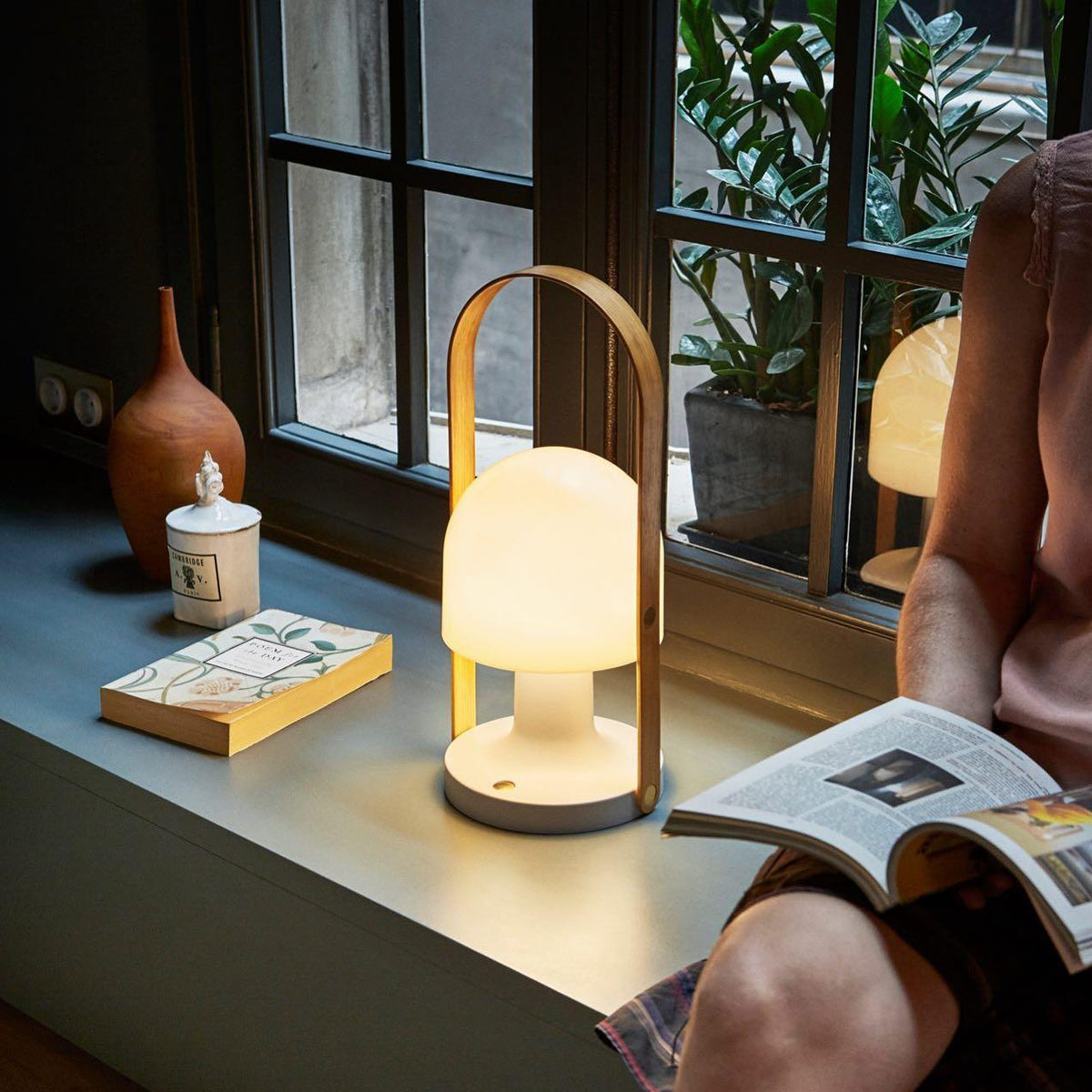 Nerys Scandinavian Table Lamp