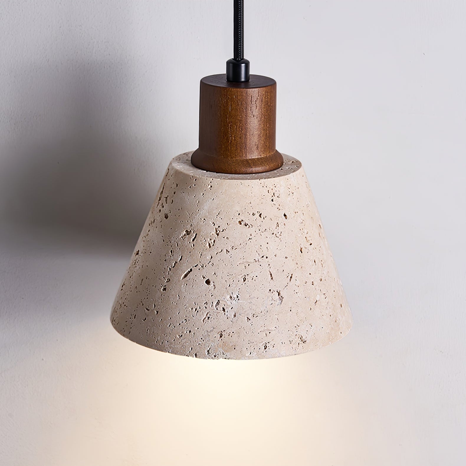 Forma Terra Trio Pendant Lamp - Neutral Decor
