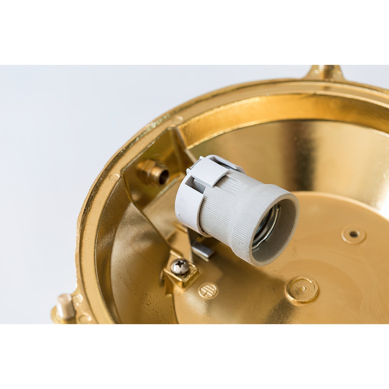 Erthearis Vintage Brass Bunker Sconce Wall Lamp - Neutral Decor