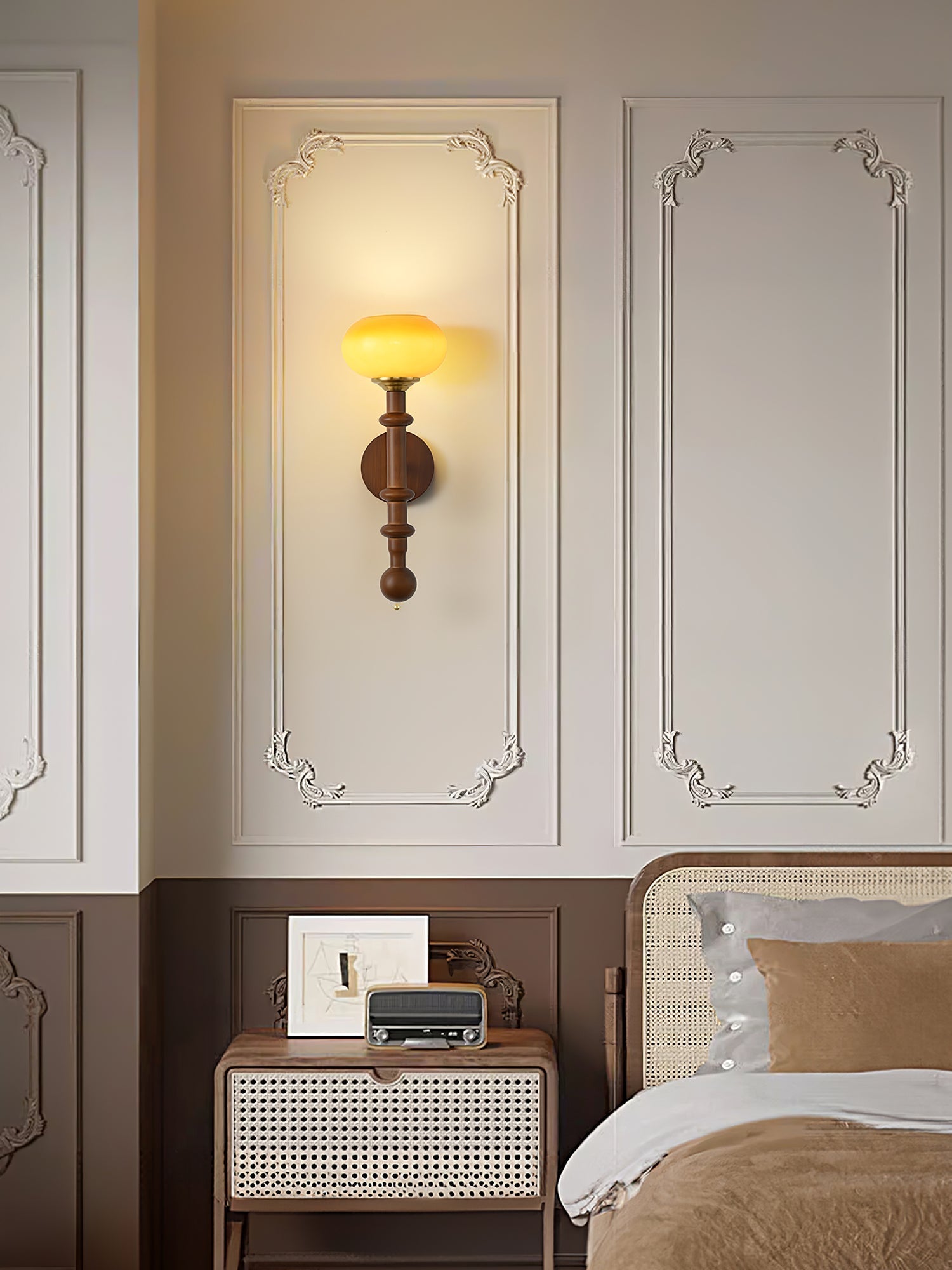 Hilda Roma Elegance Wood Sconce Wall lamp - Neutral Decor