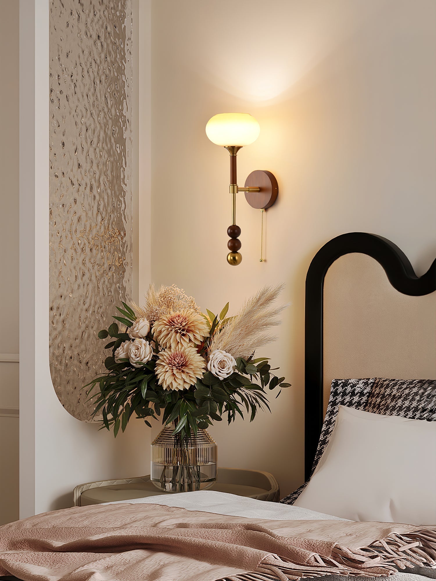 Hilda Roma Elegance Wood Sconce Wall lamp - Neutral Decor