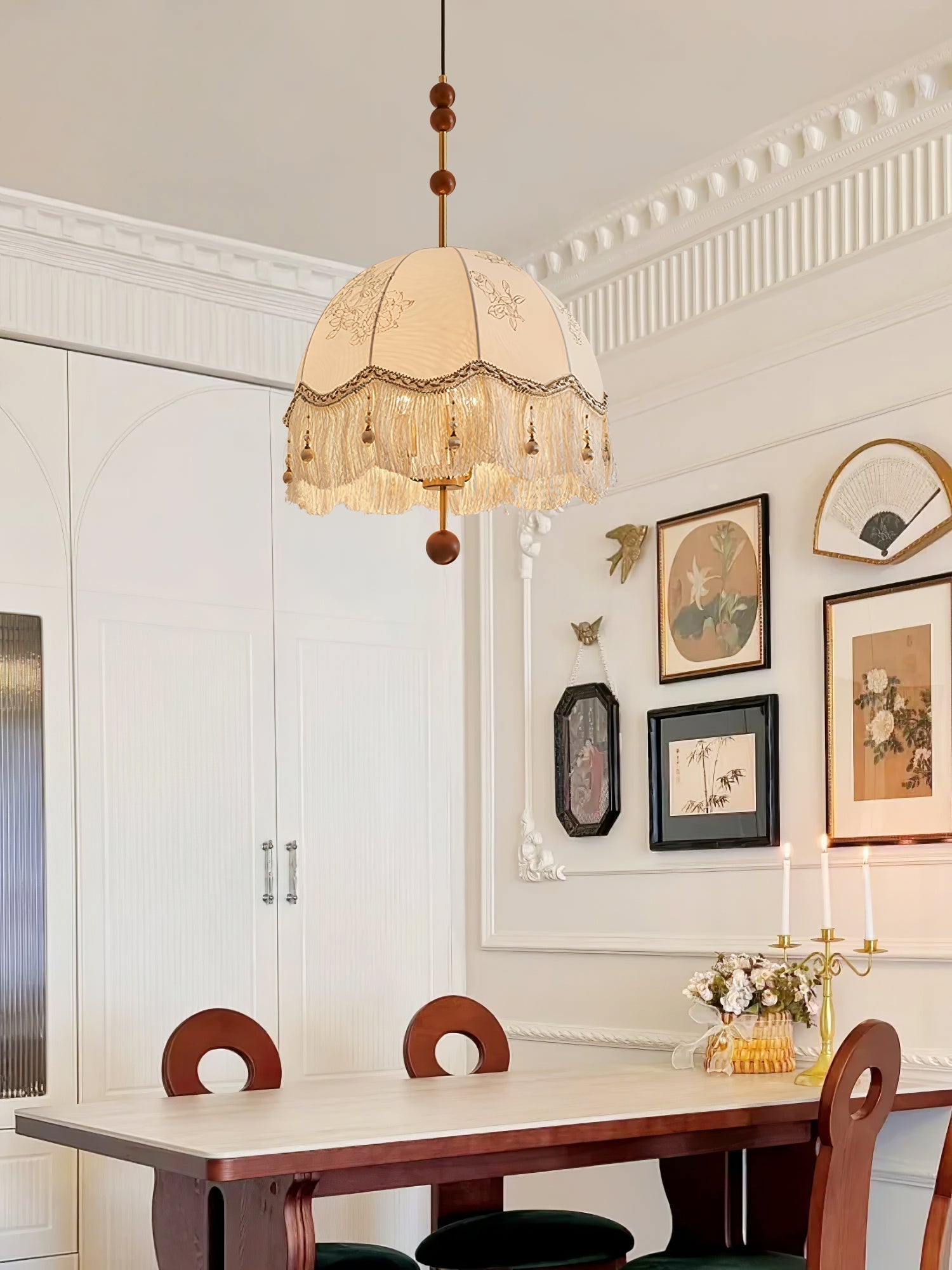 Banell Unique Elegance Fringe Pendant Lamp