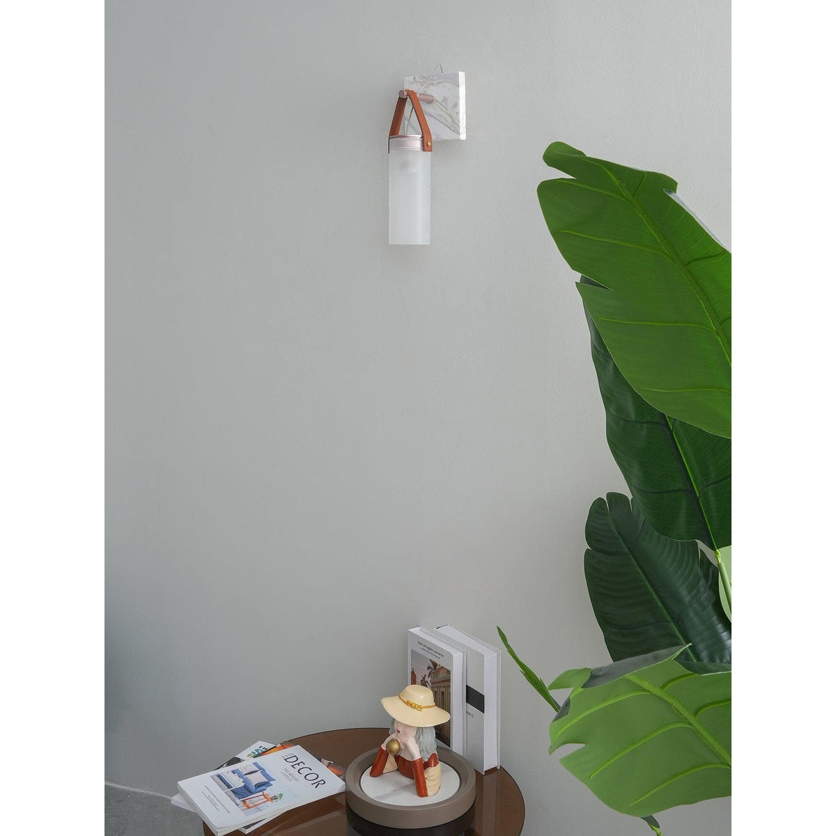 Celaliella Glass Wall Lamp