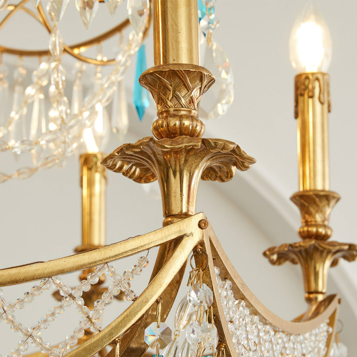 Genovese Crystal Chandelier