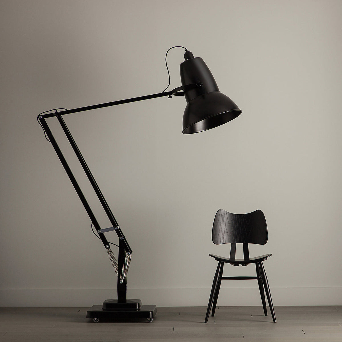 Miriselia Floor Lamp