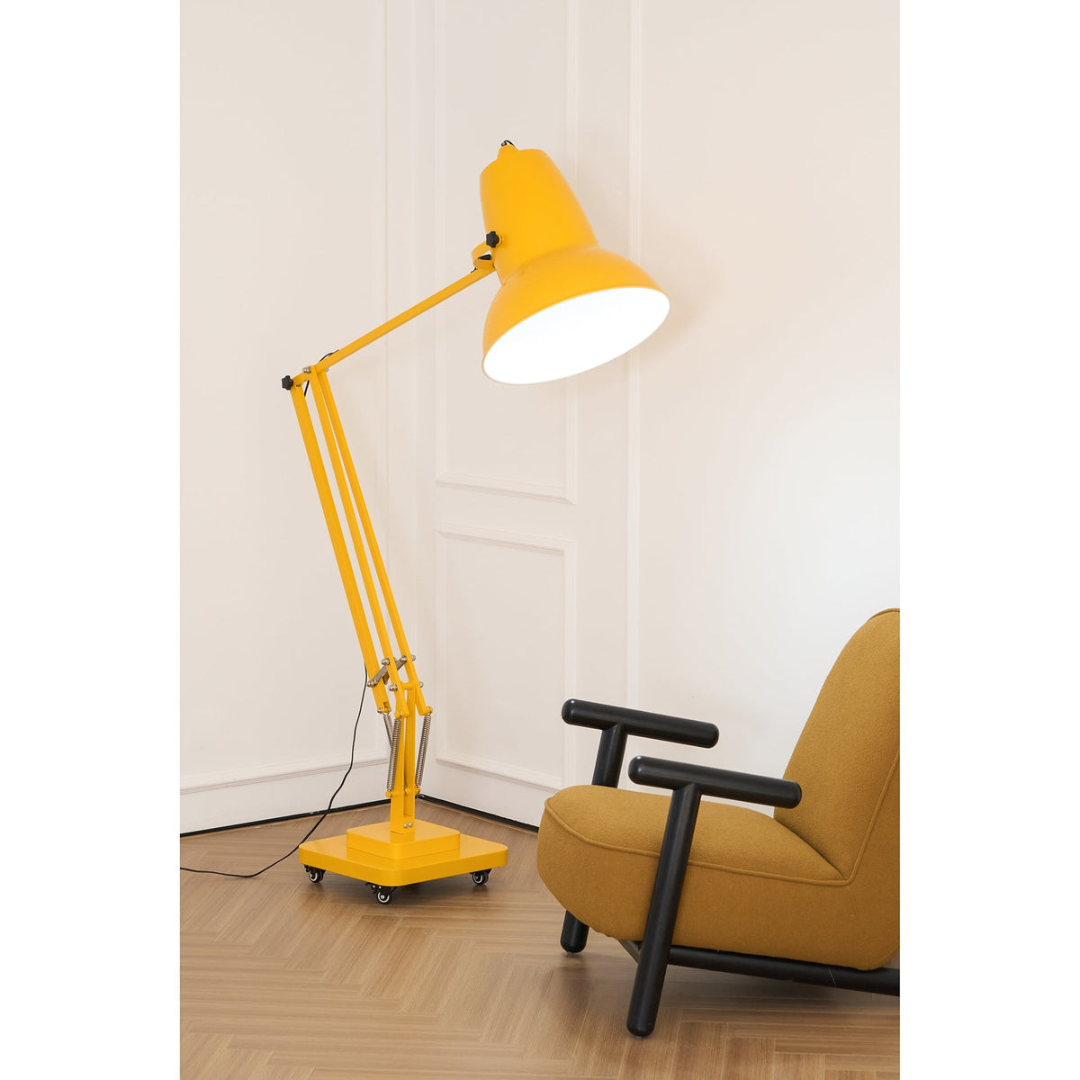Miriselia Floor Lamp