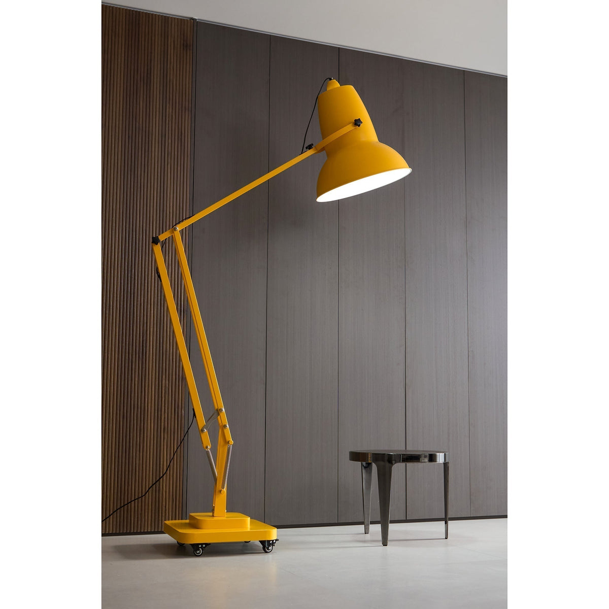 Miriselia Floor Lamp