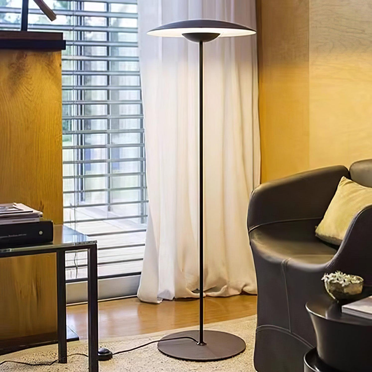 Ferinira Aluminum Minimalist Floor Lamp
