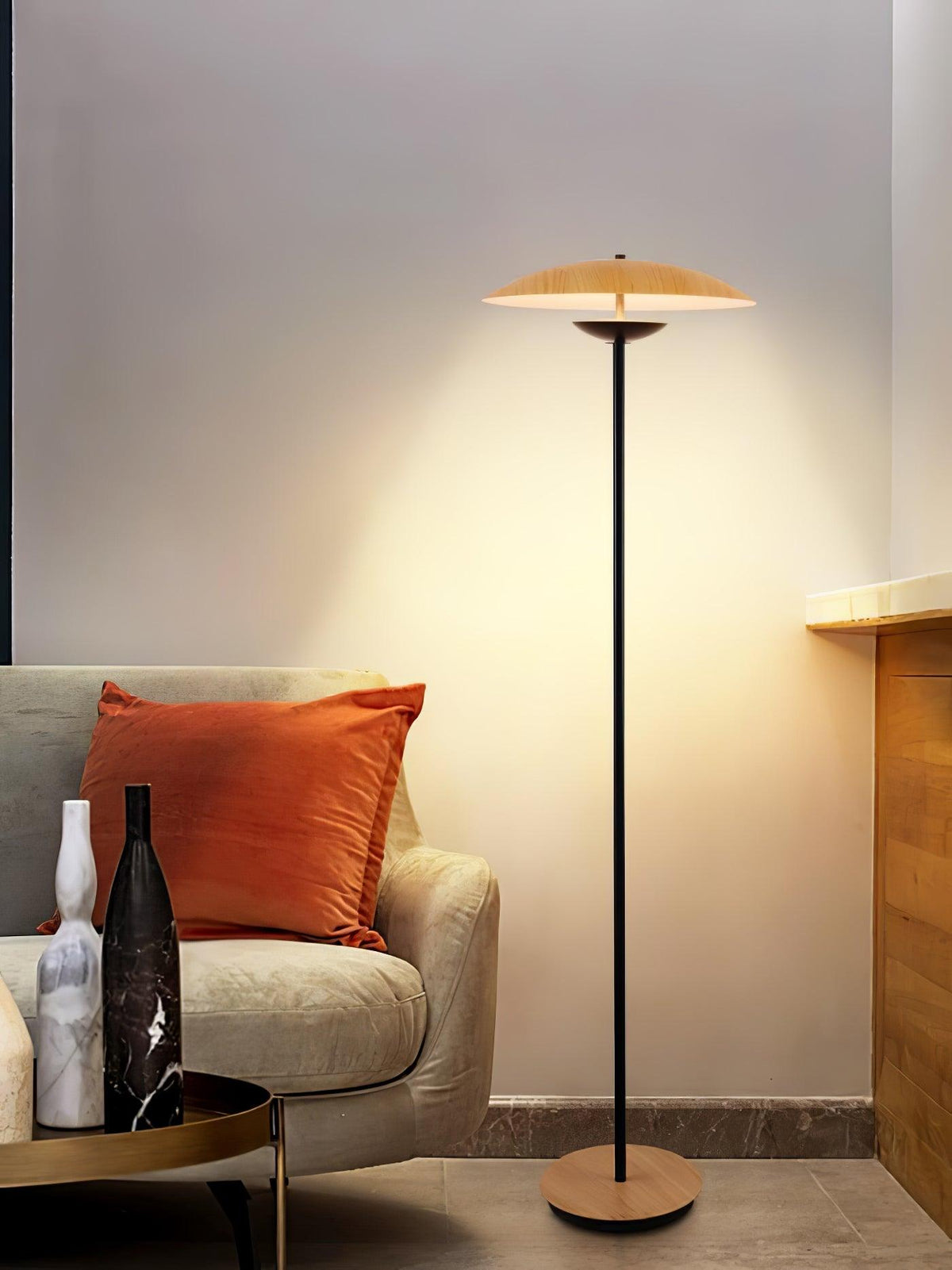 Ferinira Aluminum Minimalist Floor Lamp