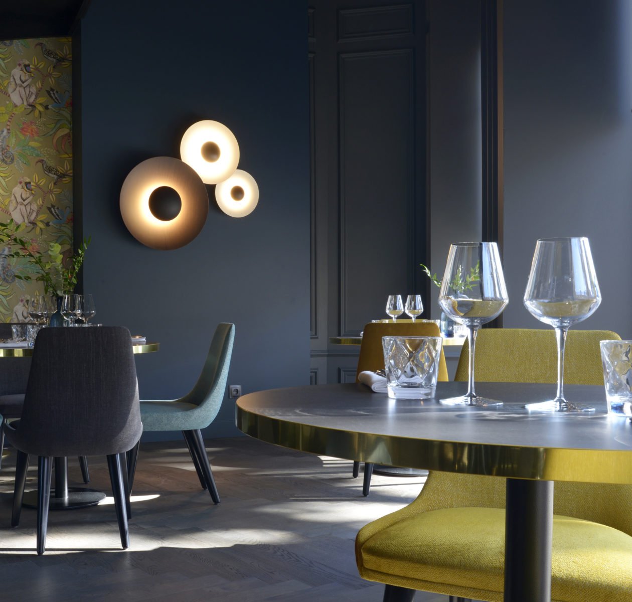 Ginger Modern Minimalist Round Wall Lamp