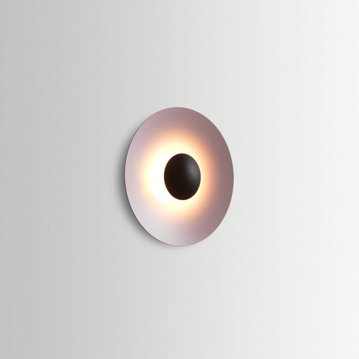Ginger Modern Minimalist Round Wall Lamp
