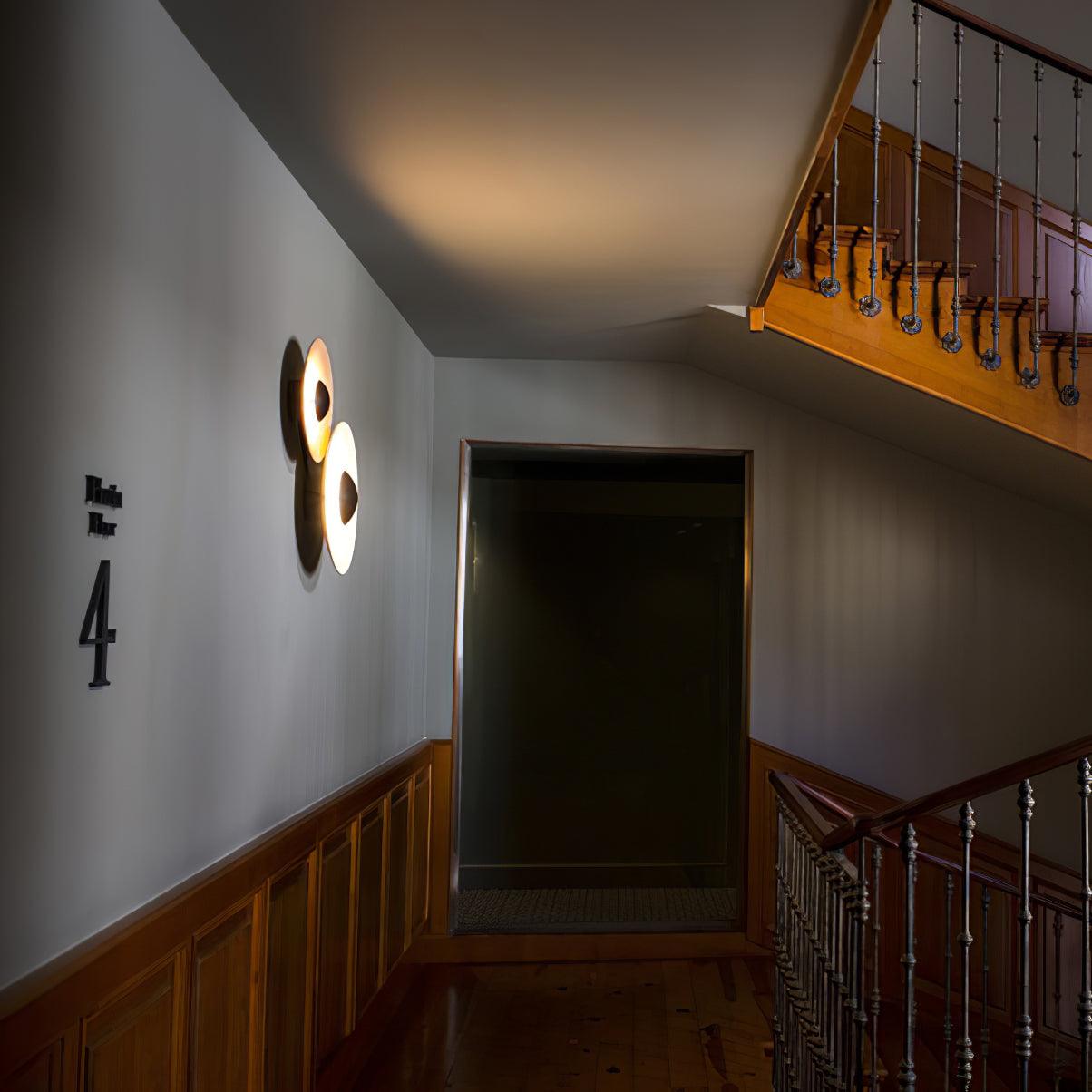 Erlirora Simplicity Glow Plug-in Wall Light
