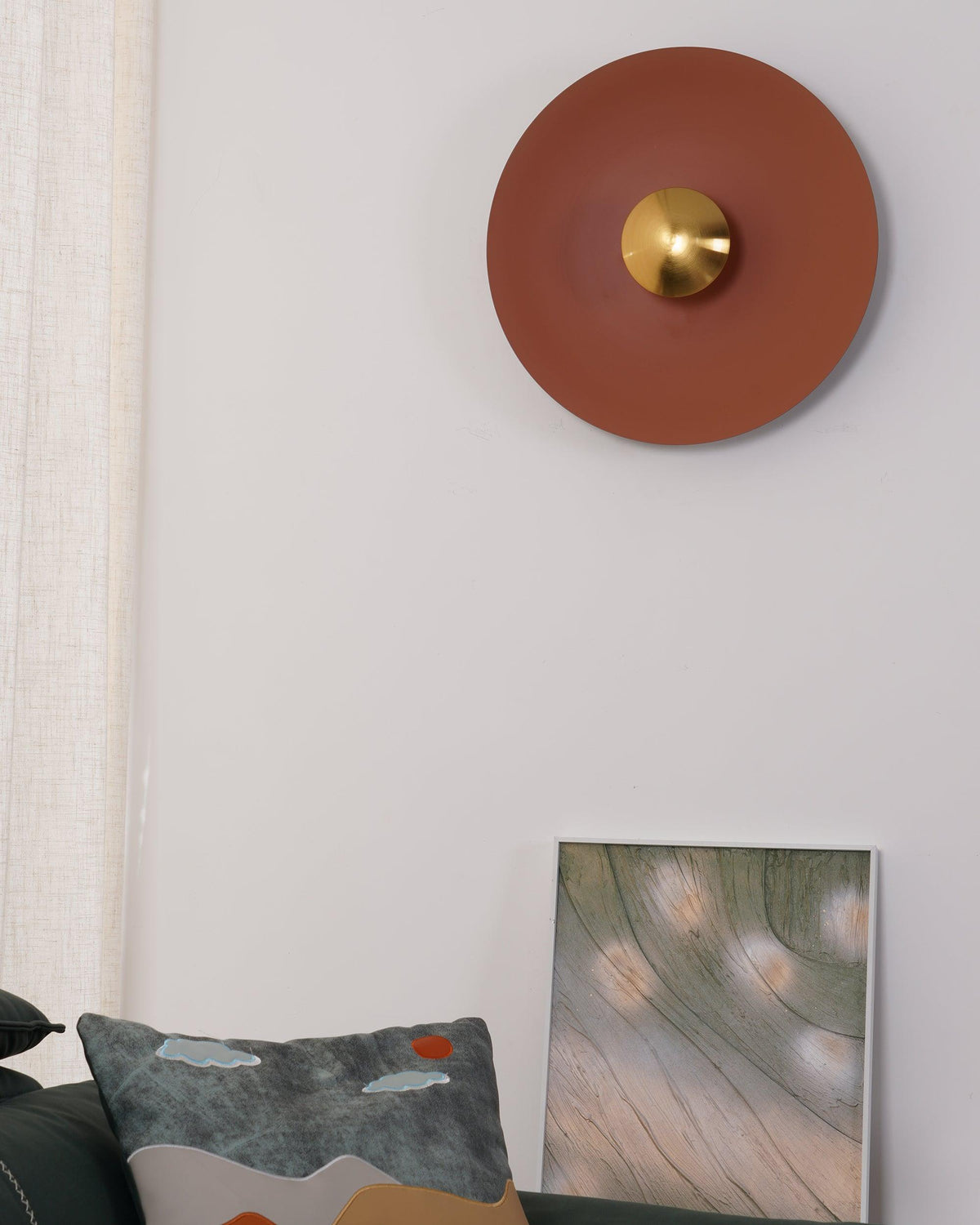 Xevan Elegance Simplicity Glow Wall Light