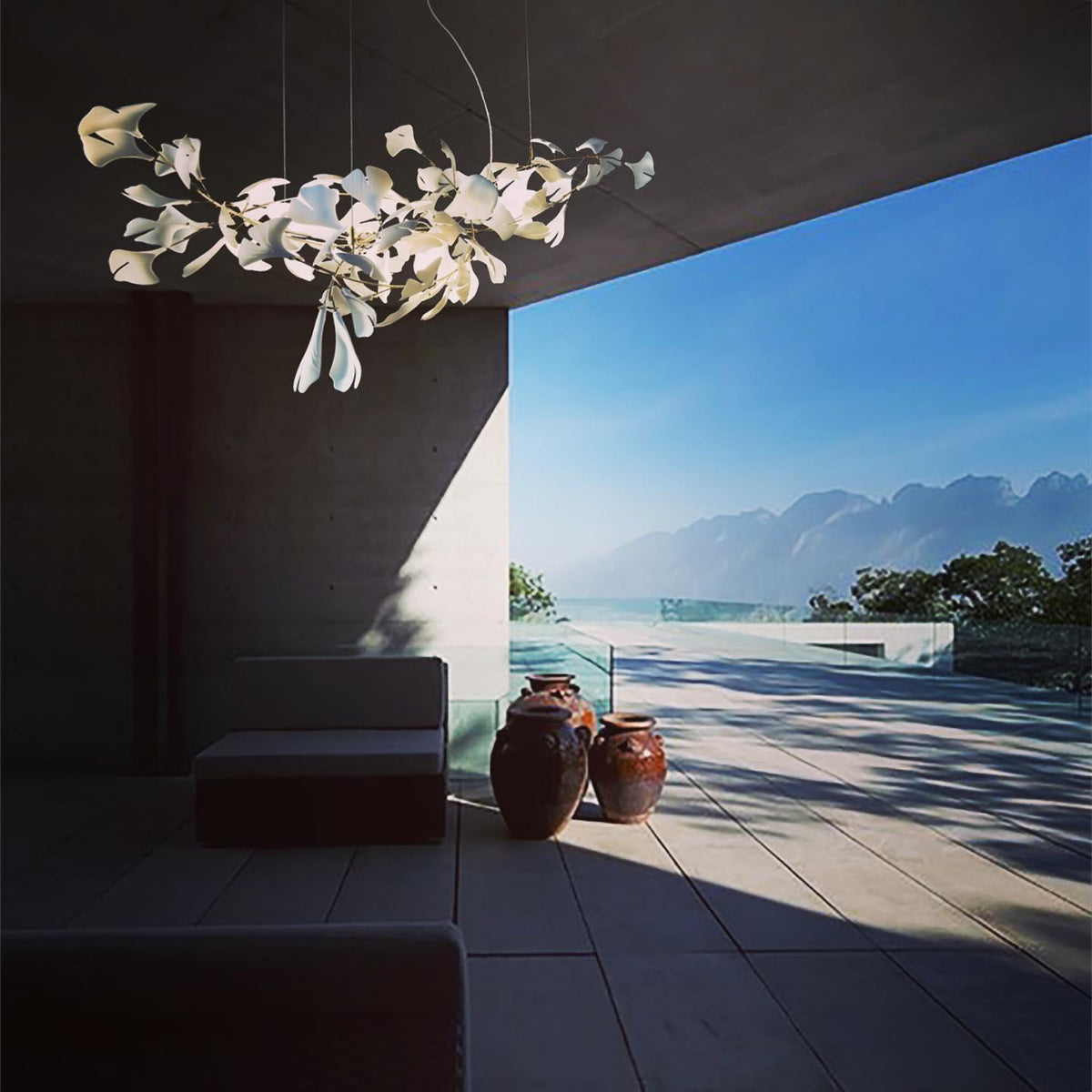 Ceroraine Chandelier Gingko A Porcelain LED Modern