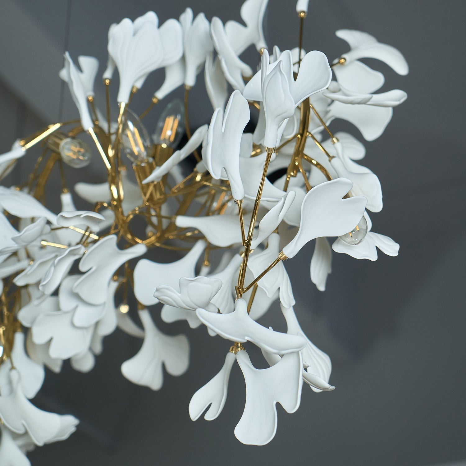 Ririxel Pendant Lamp Gingko Ceramic Petals Gold