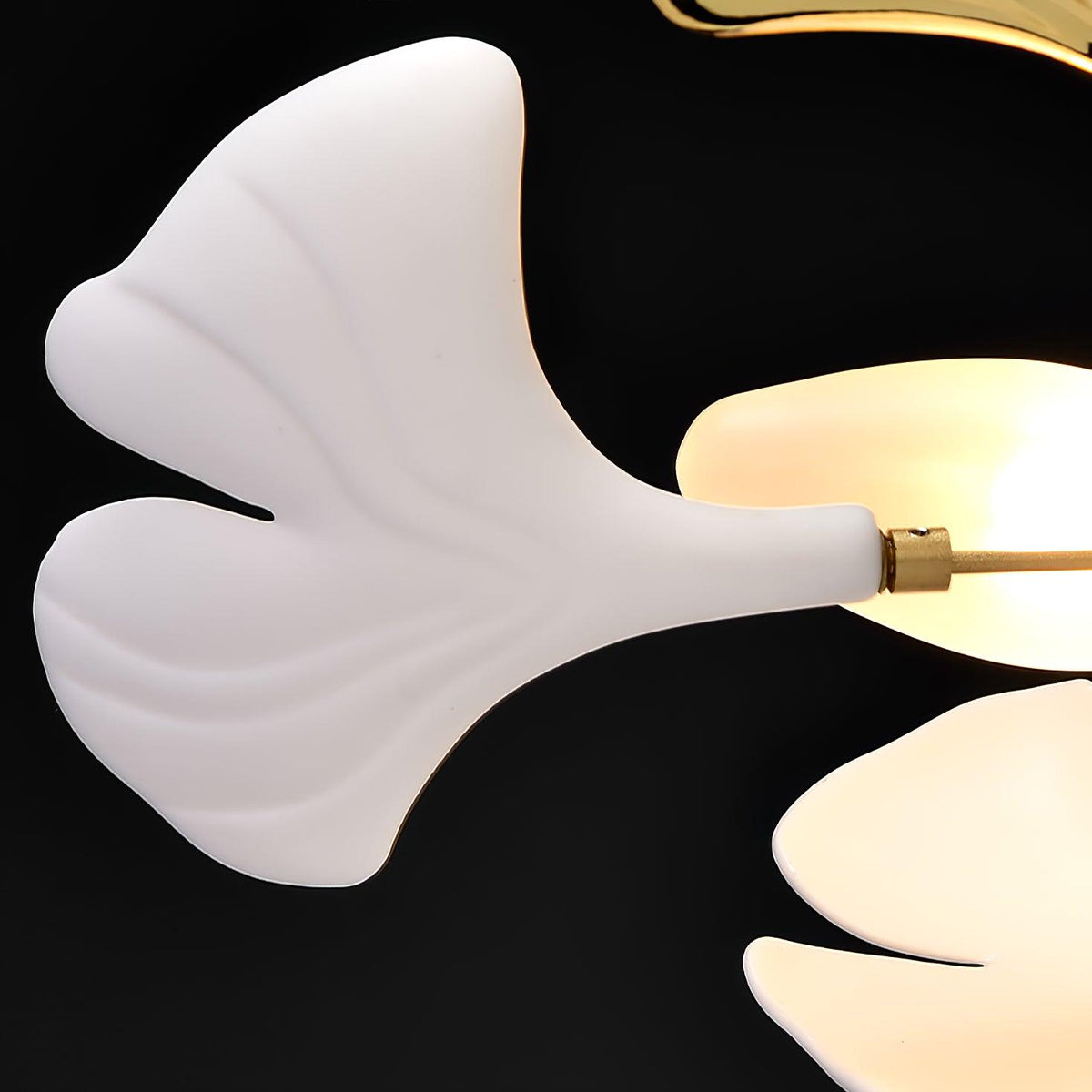 Oriiselle Chandelier Ceramic Gingko Petal Gold