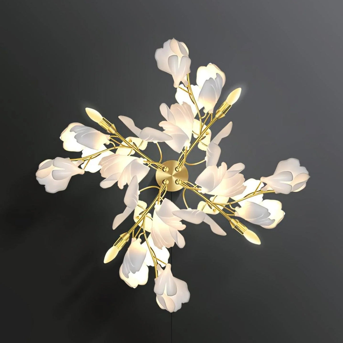 Solivaya Wall Lamp Gingko Flowers Brass