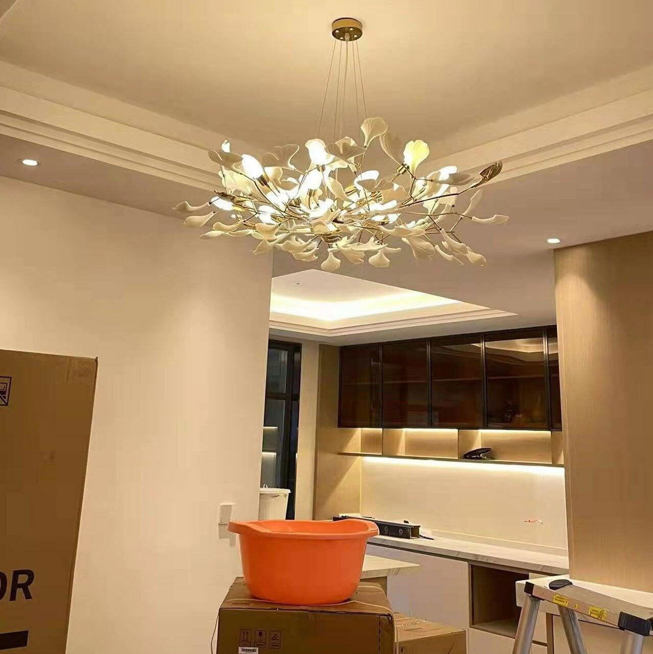 Olivia Ceramic Gingko Leaf Chandelier Smile -Shape - Neutral Decor