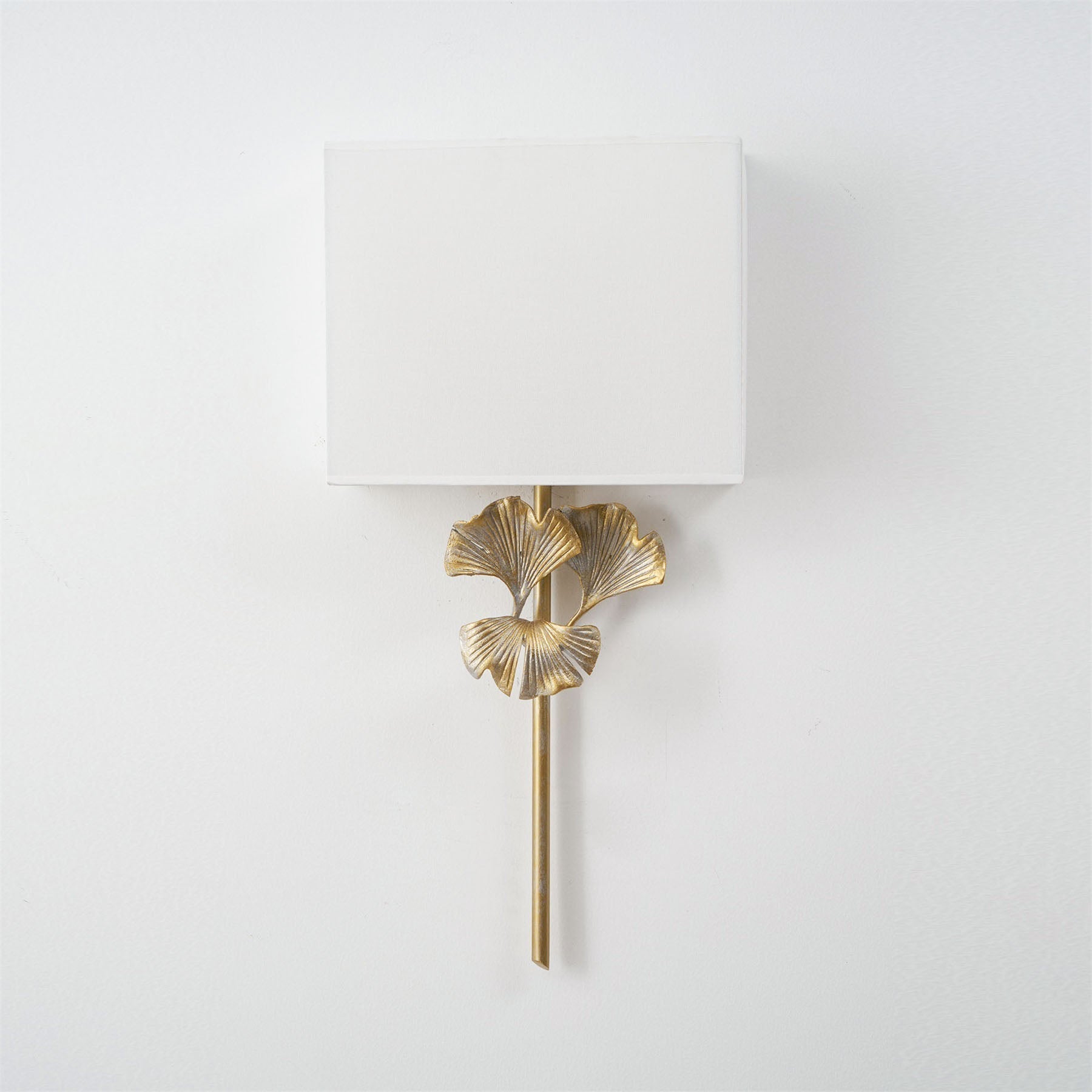 Marcel Ginkgo Leaf Wall Lamp