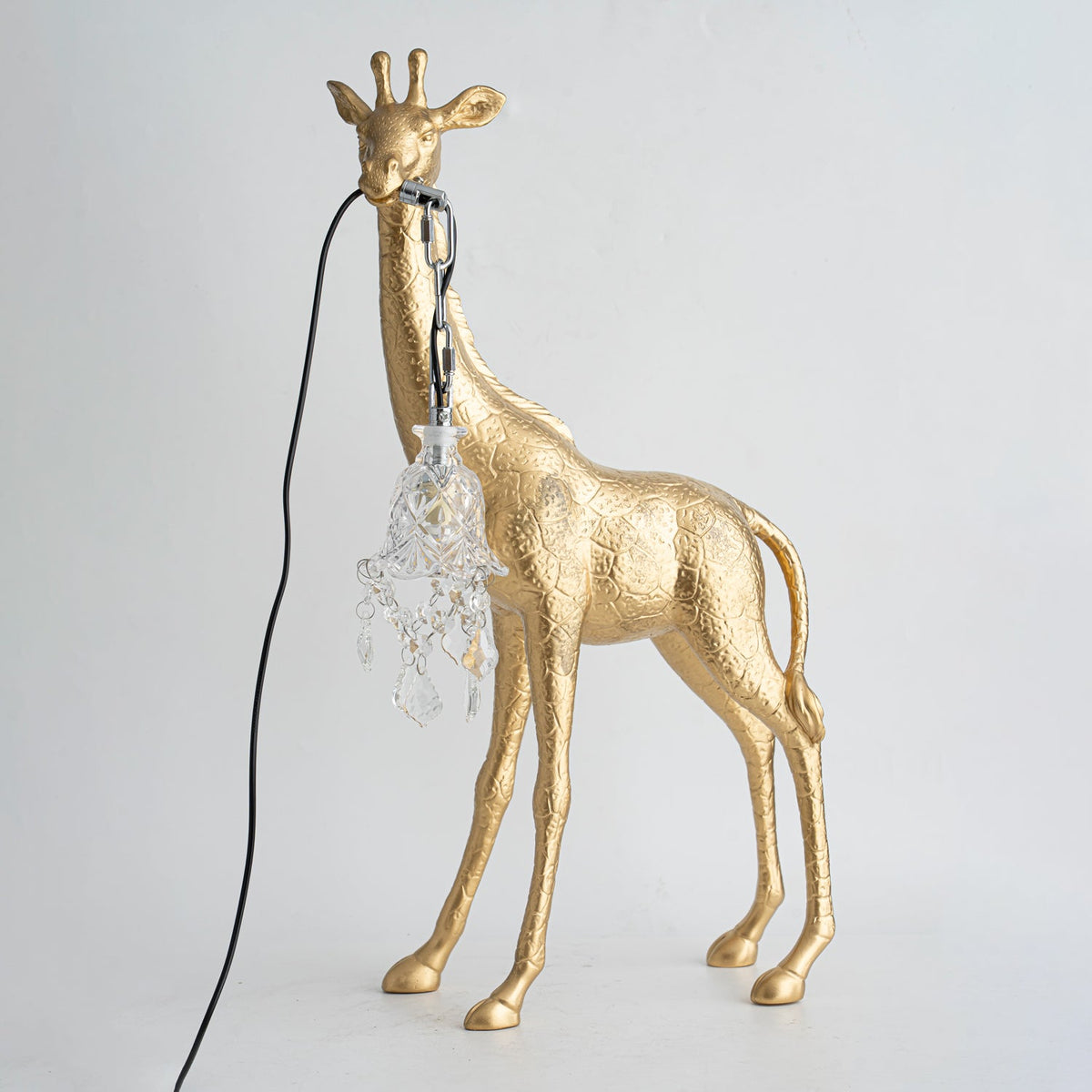 Fexl Luxurious Giraffe Royale Sculpture Floor Lamp