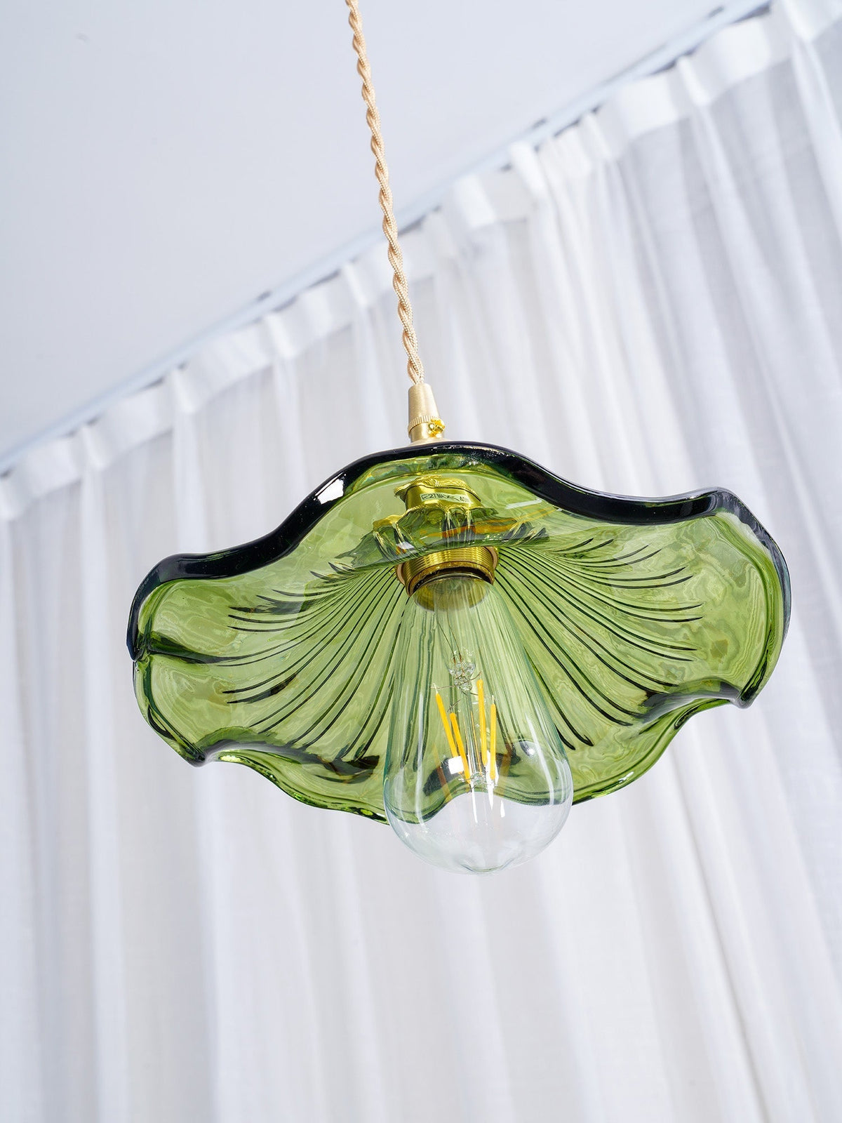 Pineridge Glass Hibiscus Flower Pendant Light