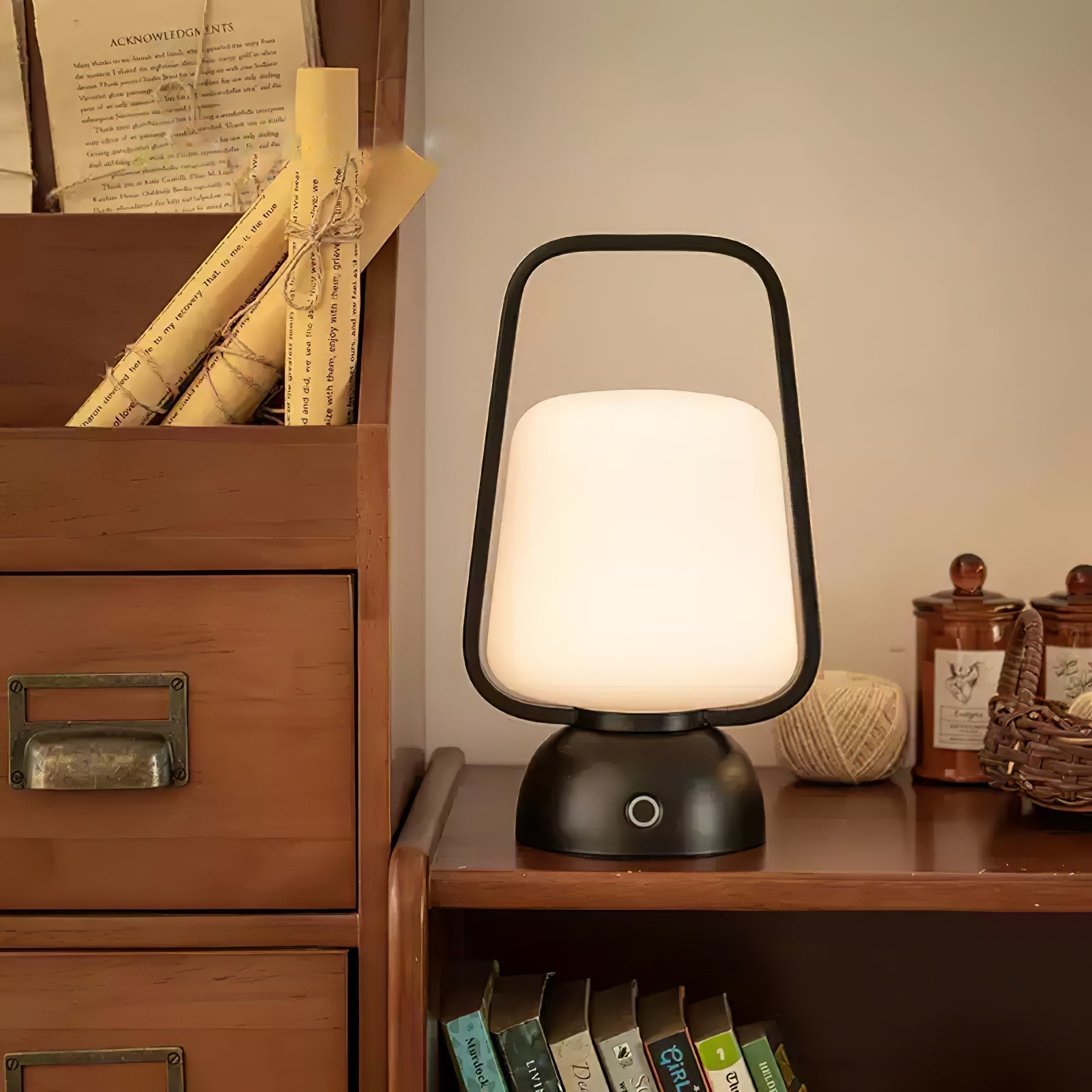 Aveniise Minimalist Table Lamp