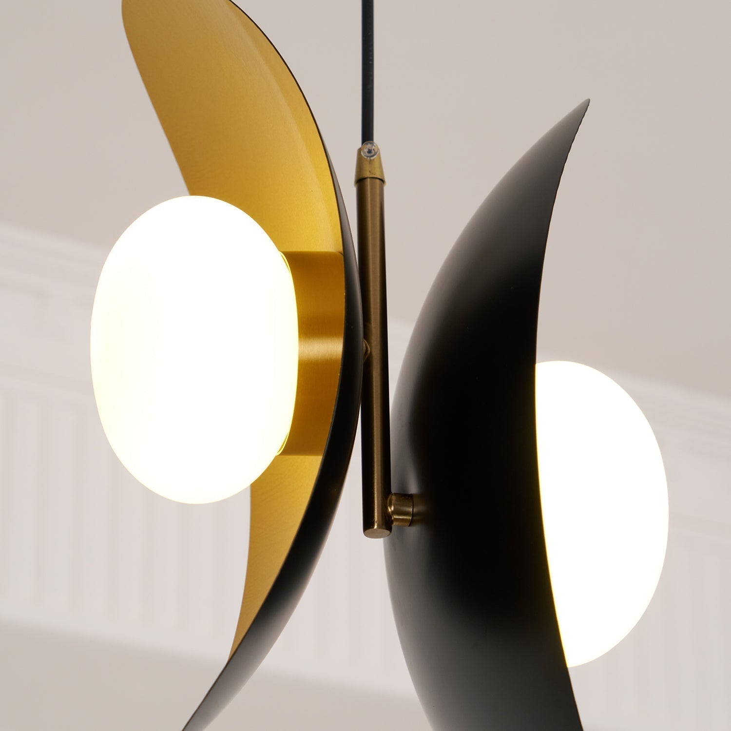 Veloine Contemporary Pendant Lamp