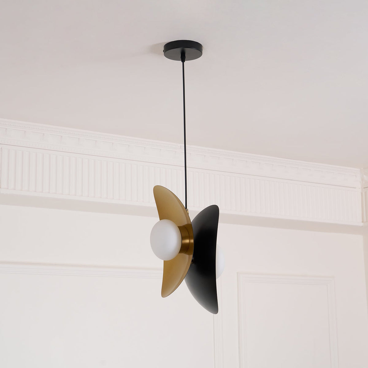 Veloine Contemporary Pendant Lamp