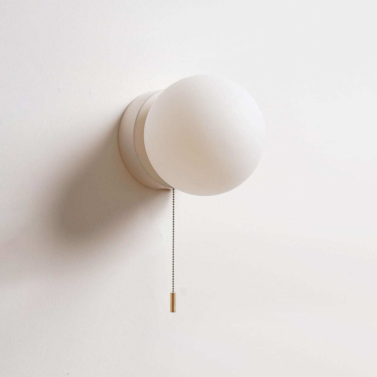 Reneette Wall Lamp