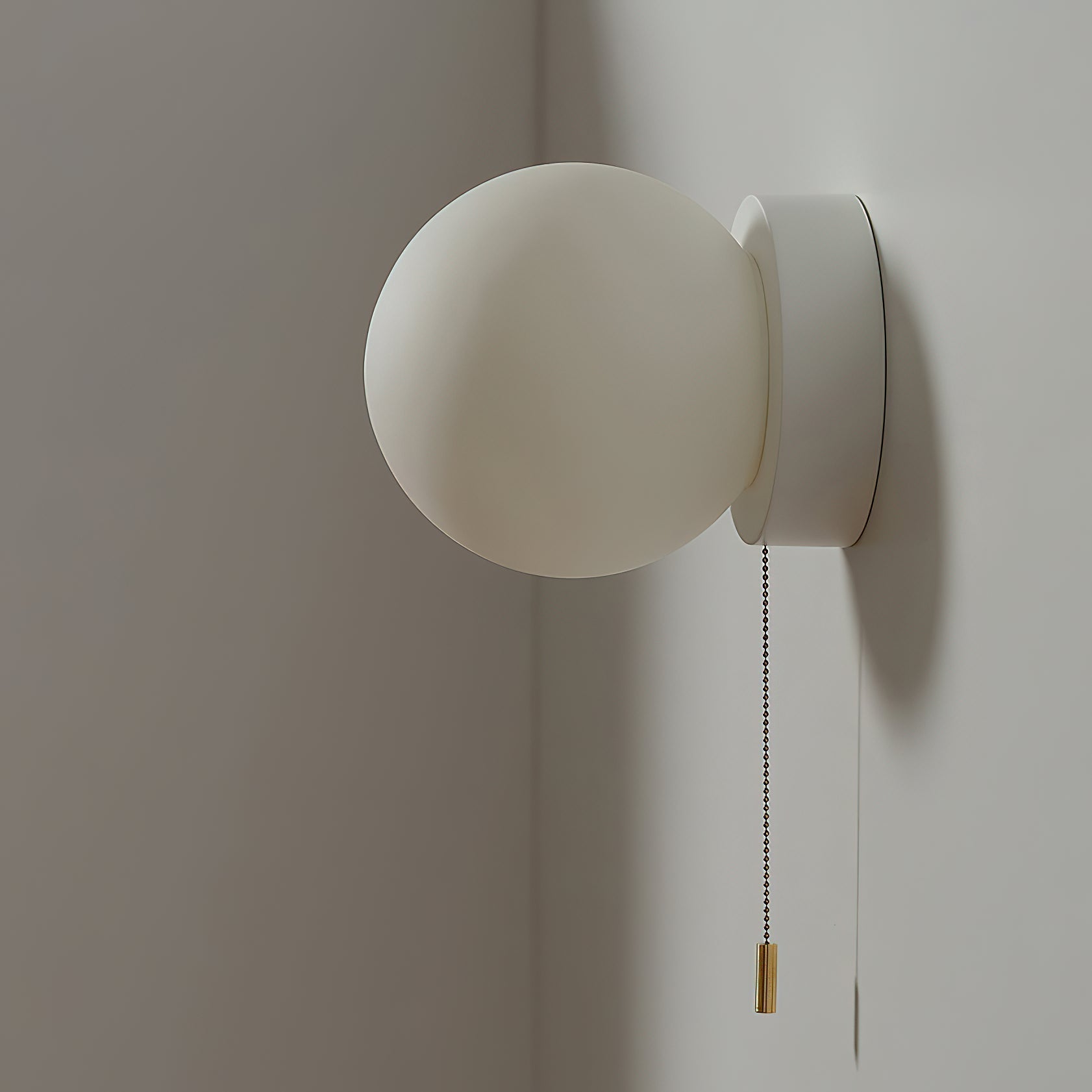 Reneette Wall Lamp