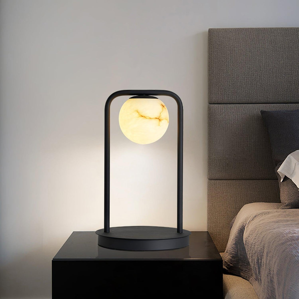 Ulrinus Arch Alabaster Table Lamp