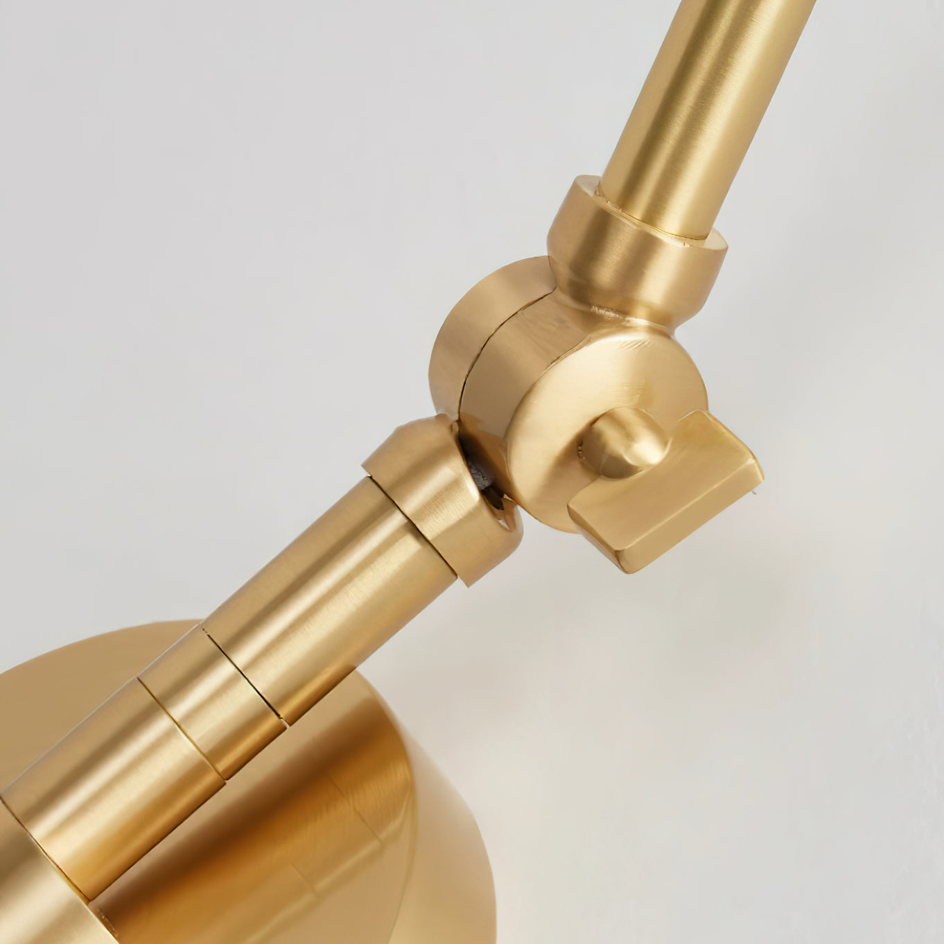 Veldin Adjustable Wall Lamp - Neutral Decor